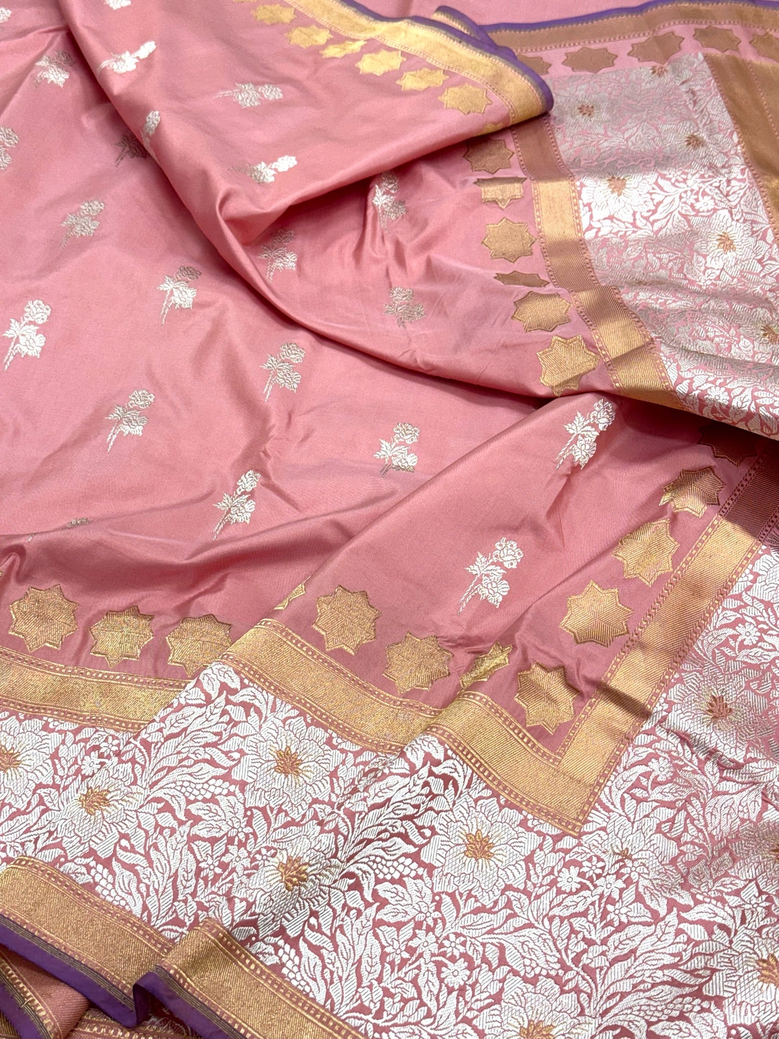 Candy Pink Pure Katan Silk Handwoven Banarasi Saree | Contemporary Design | Skirt Pallu