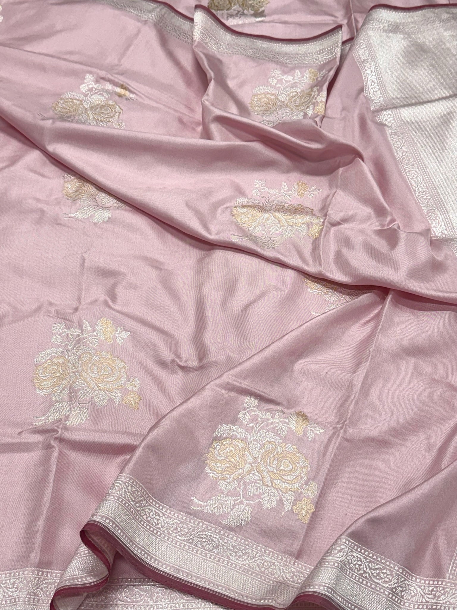 Powder Pink Pure Katan Silk Handwoven Banarasi Saree |Ektara Weave|