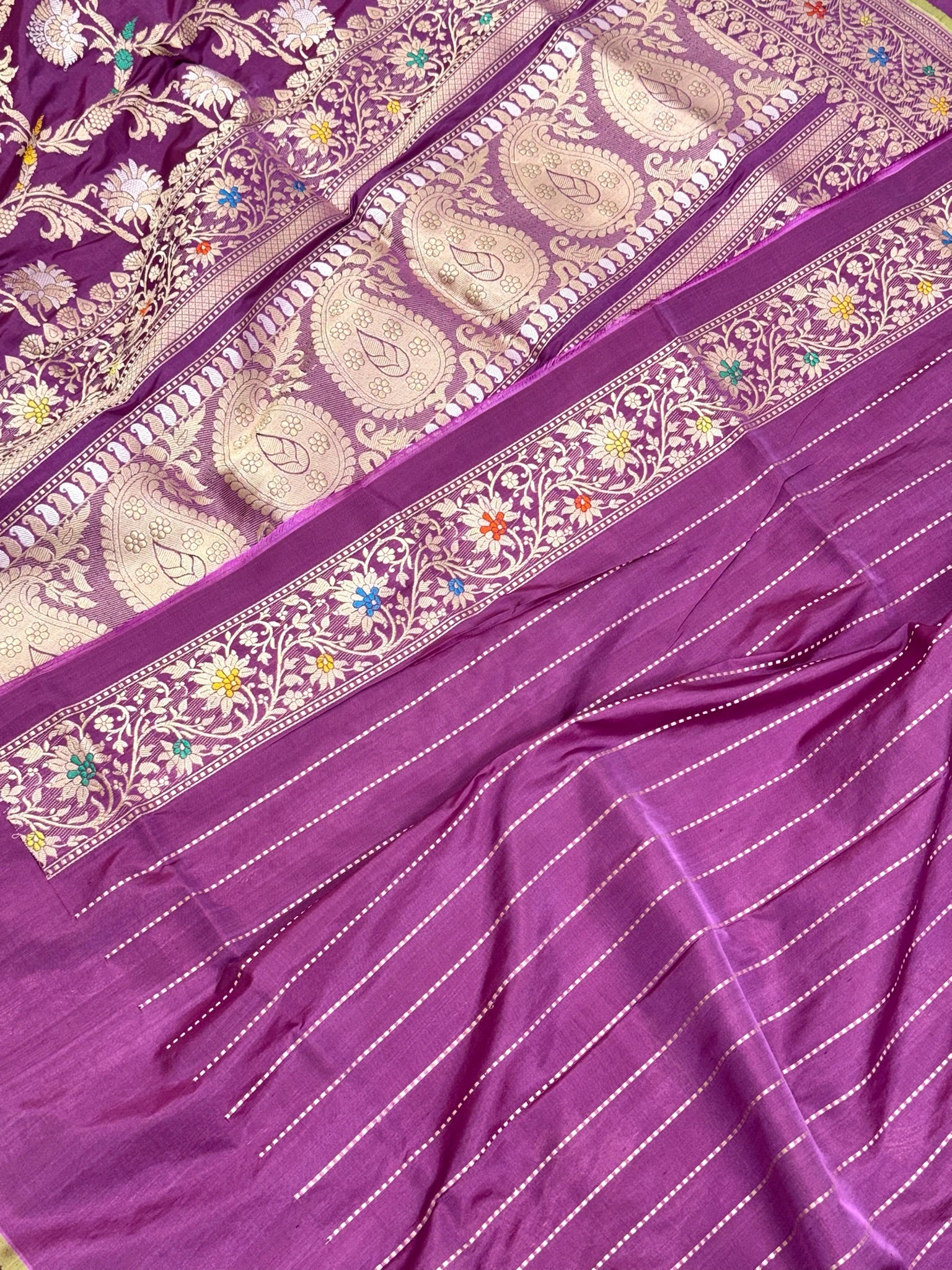 Magenta Purple Pure Katan Silk Handwoven Banarasi Saree |Kadhuwa Weave|