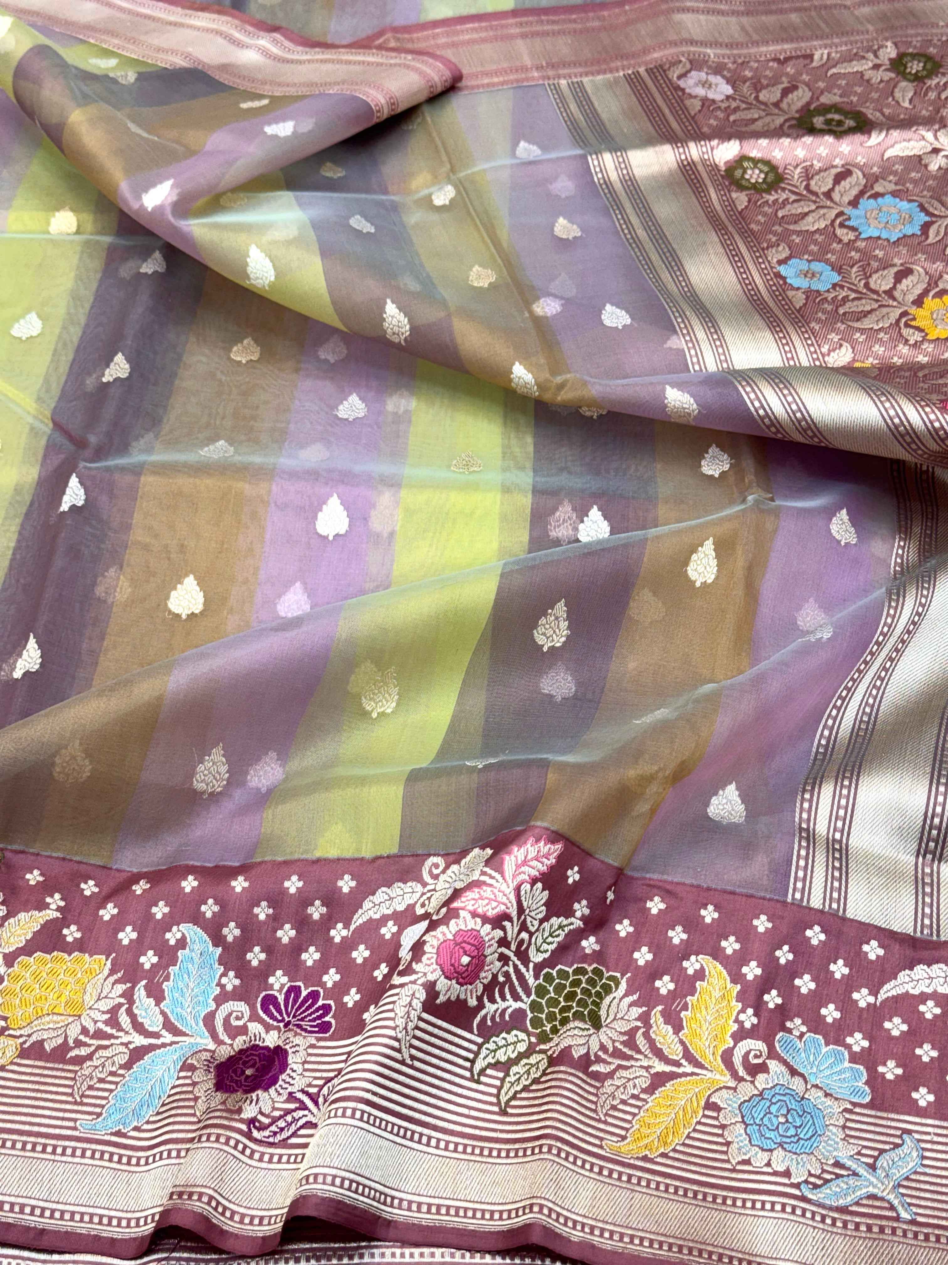 Mauve Pink Pure Kora Silk Modern Handwoven Banarasi Saree-Kadhuwa Weave