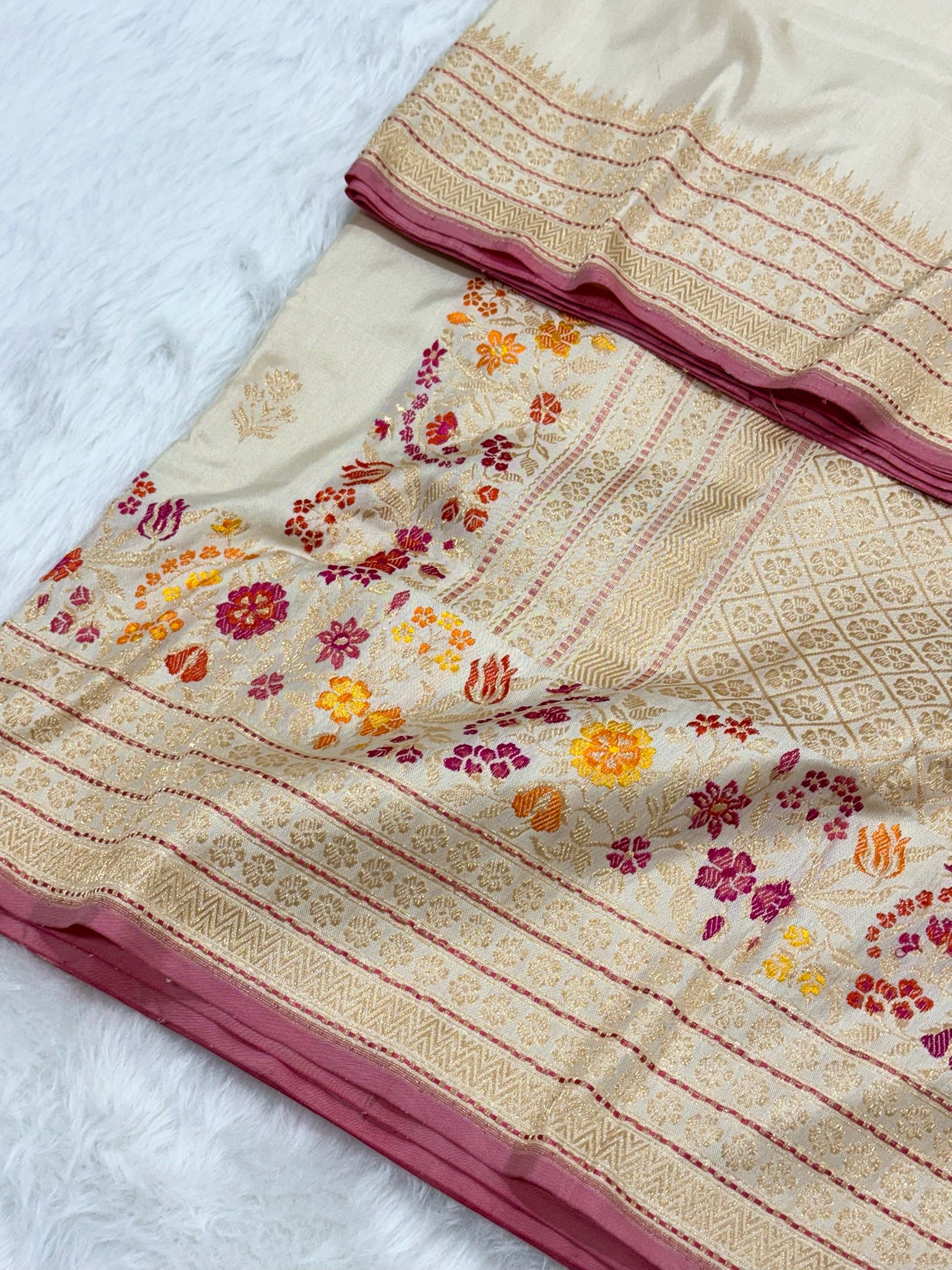 Ivory Pure Katan Silk Handwoven Banarasi Saree |Kadhuwa+Ektara|