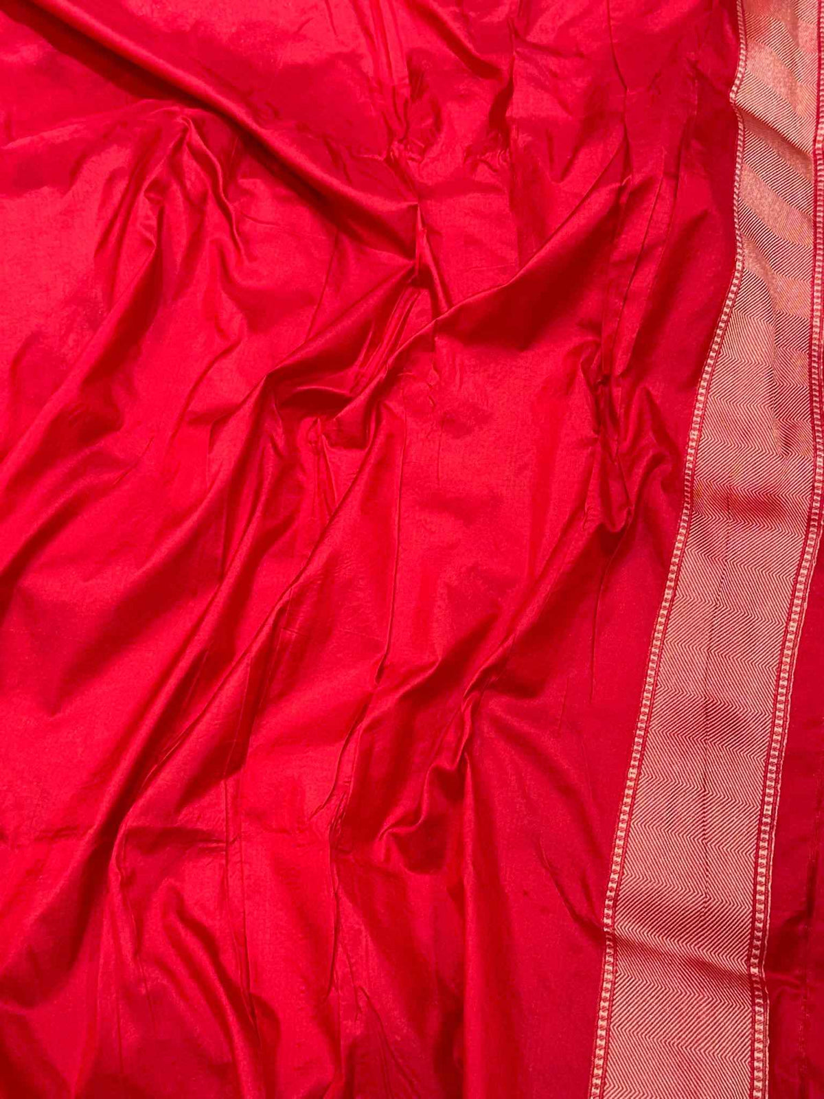 Red Pure Katan Mulberry Silk Handloom Banarasi Saree - Modern Rangkaat Saree