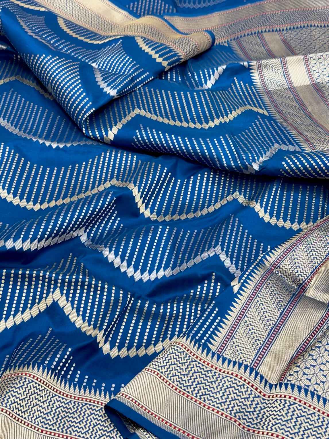 Blue Pure Mulberry Silk | Pure Katan Silk Handwoven Banarasi Silk Kadhwa Contemporary Saree