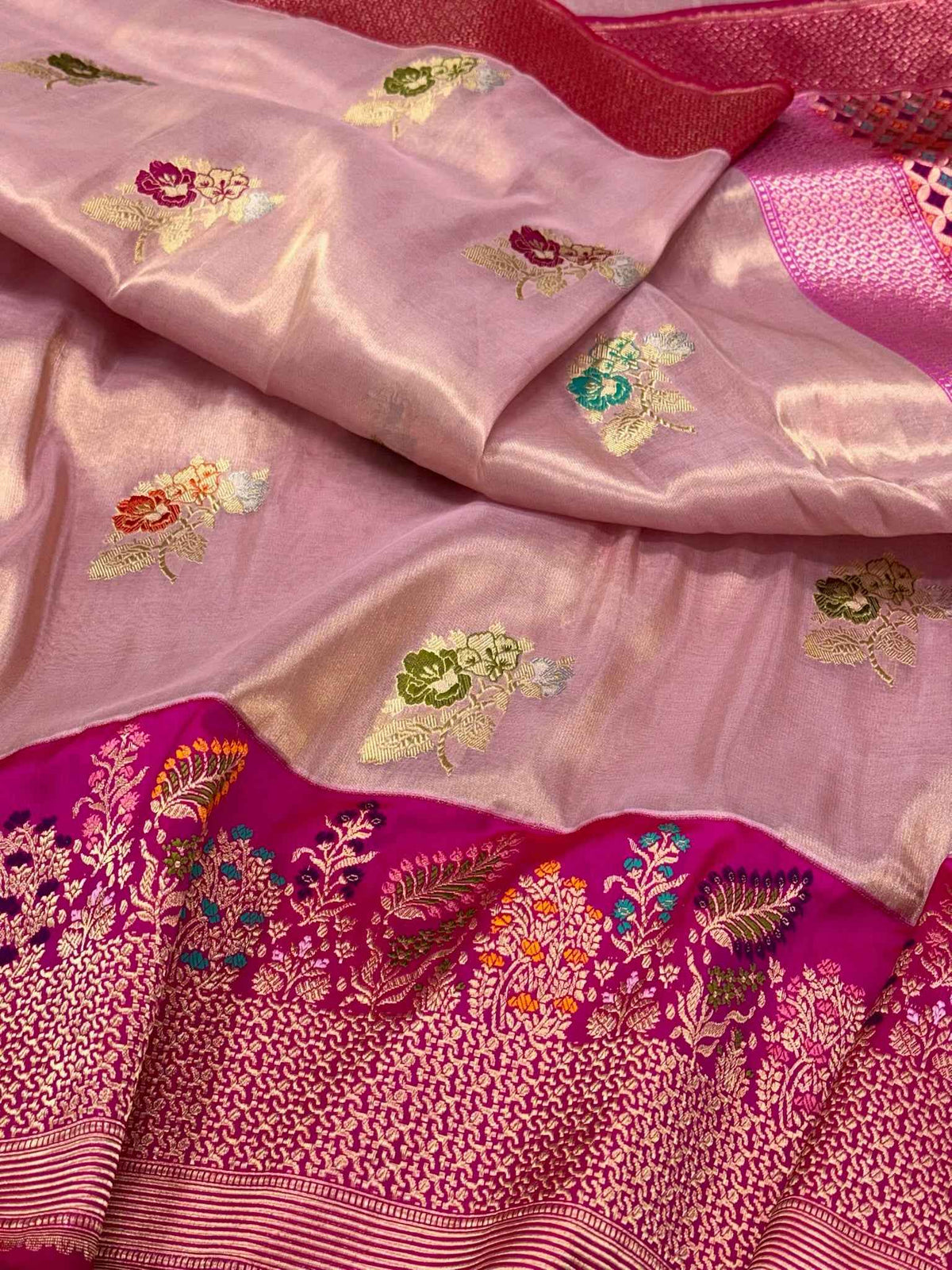 Rose Gold Pure Kora Tissue Silk & Pure Katan Silk Handwoven Banarasi Saree - Kadhwa + Kadhiyal Banarasi Saree