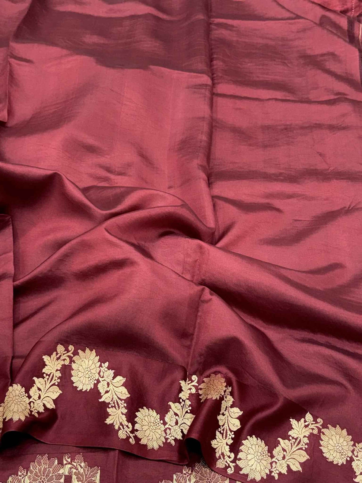 Wine Pure Raw Mango Silk Handwoven Banarasi Saree