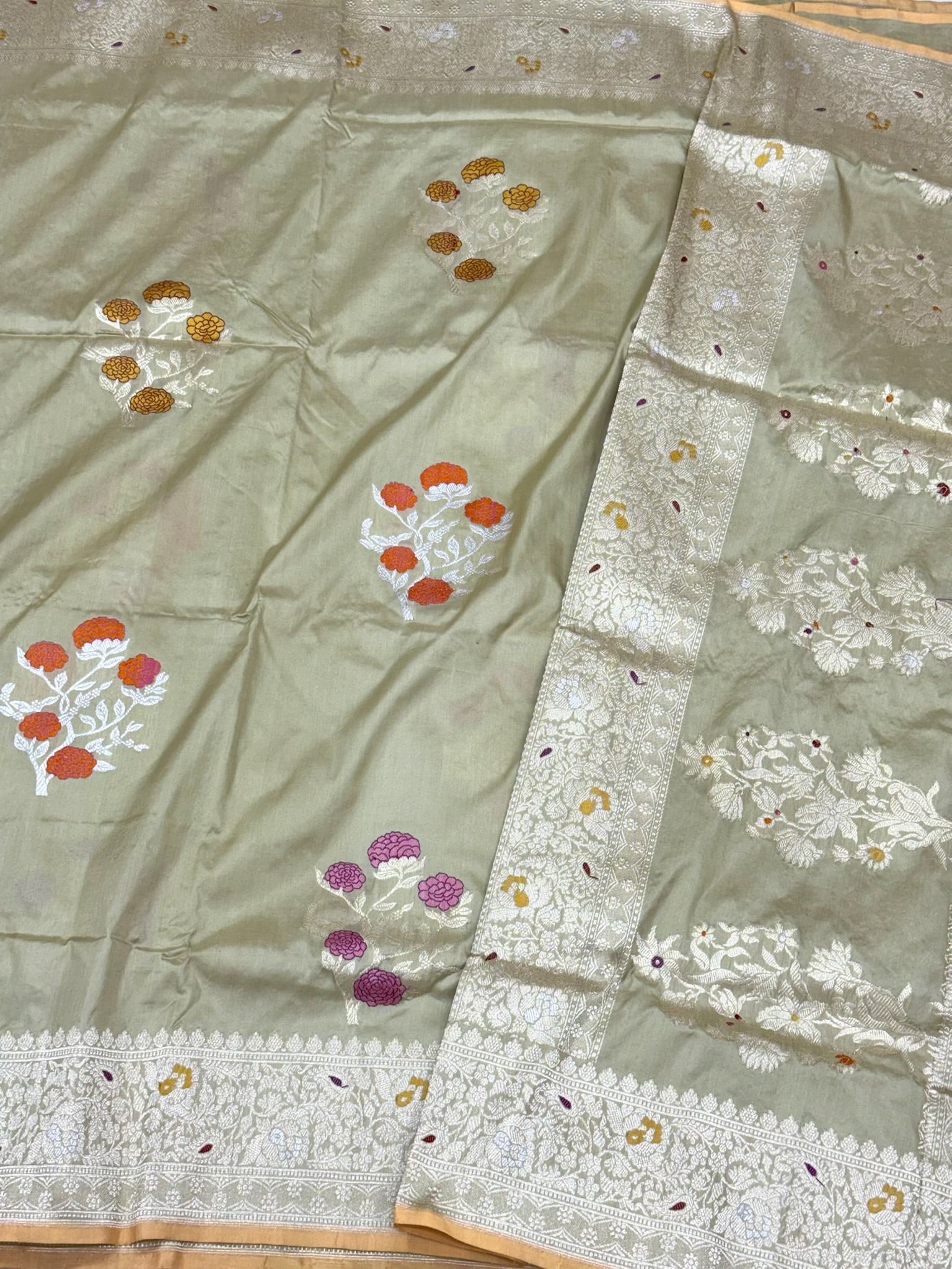 Pastel Mint Green Handwoven Kadhwa Banarasi Saree - Pure Katan Mulberry Silk Banarasi Saree