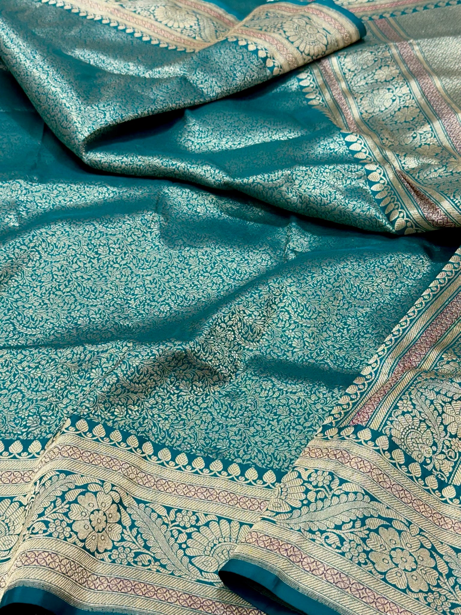 Teal Green Pure Katan Mulberry Silk Handwoven | Kadhwa Weave | Banarasi Brocade Saree