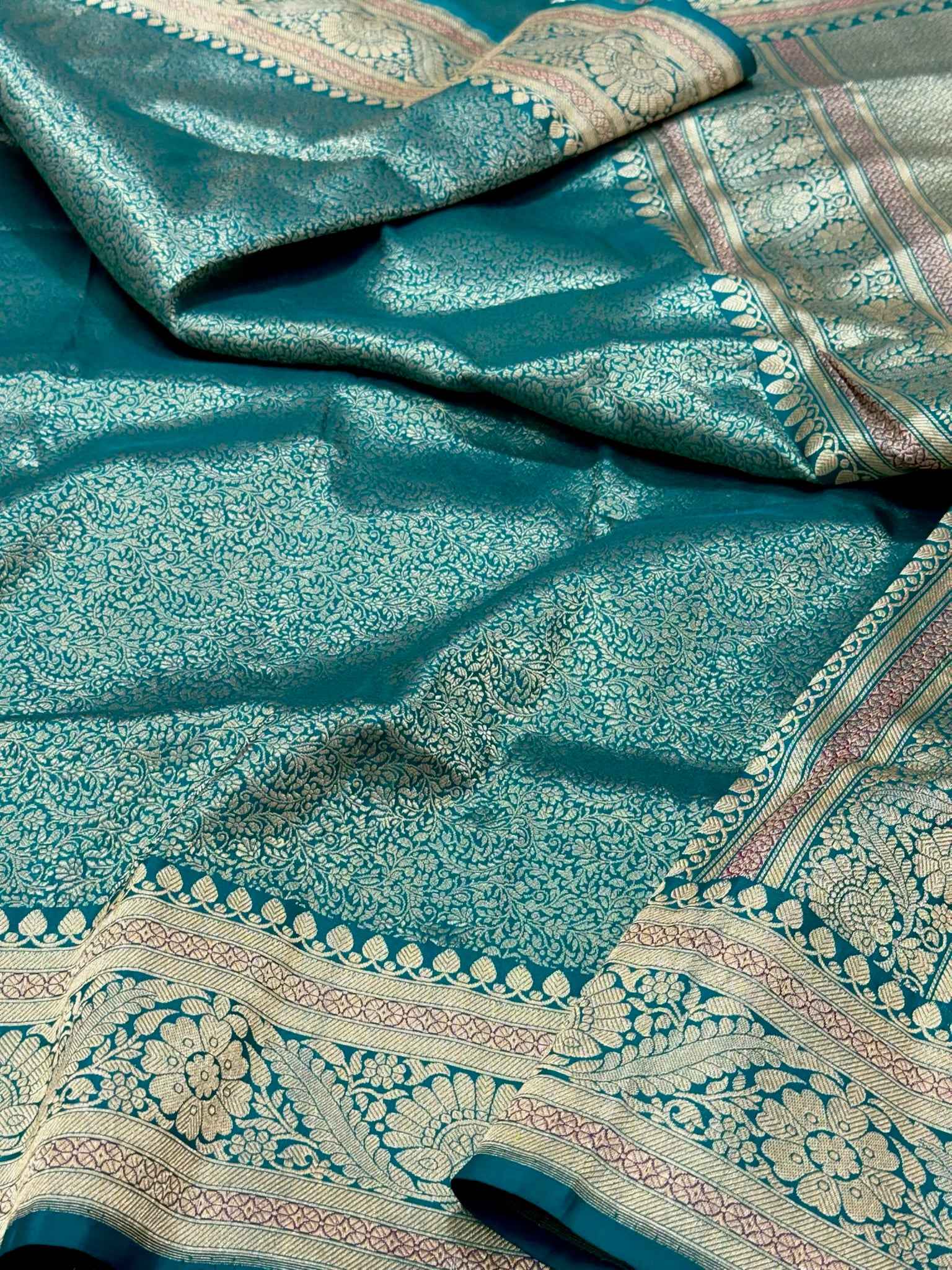 Teal Green Pure Katan Mulberry Silk Handwoven | Kadhwa Weave | Banarasi Brocade Saree