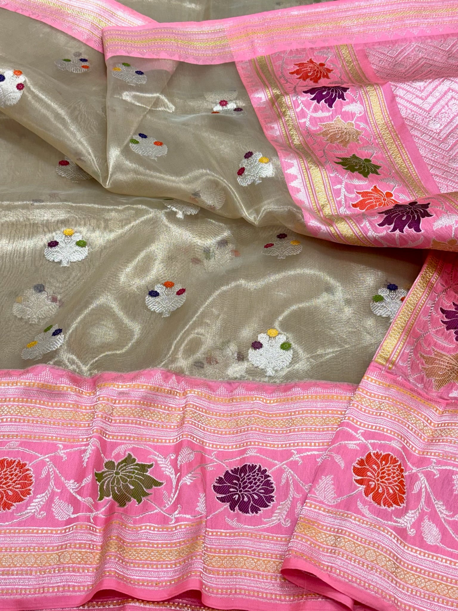 Champagne Gold Pure Kora Silk & Pure Tissue Silk | Kadhwa Technique | Handwoven Banarasi Saree
