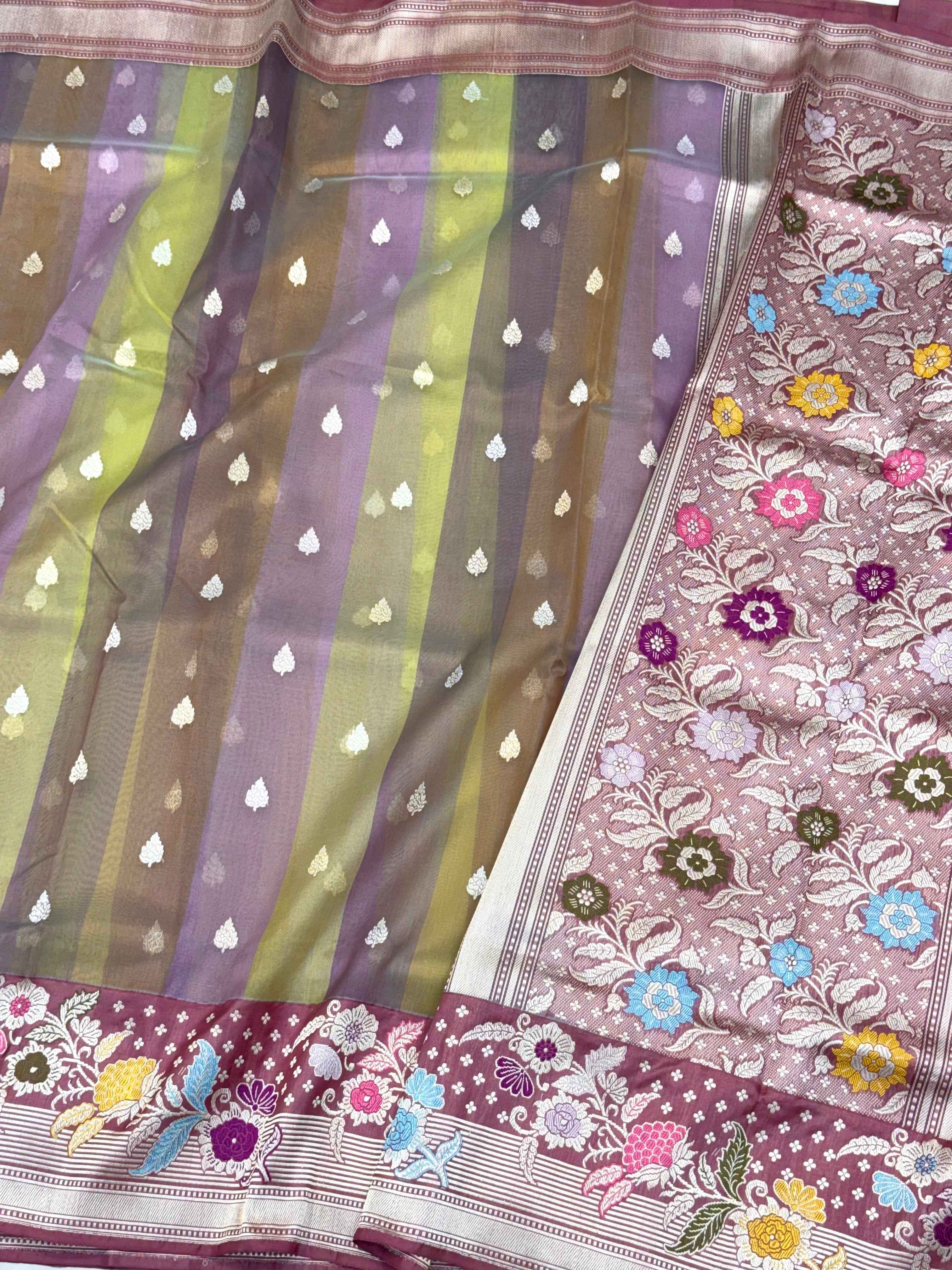 Mauve Pink Pure Kora Silk Modern Handwoven Banarasi Saree-Kadhuwa Weave