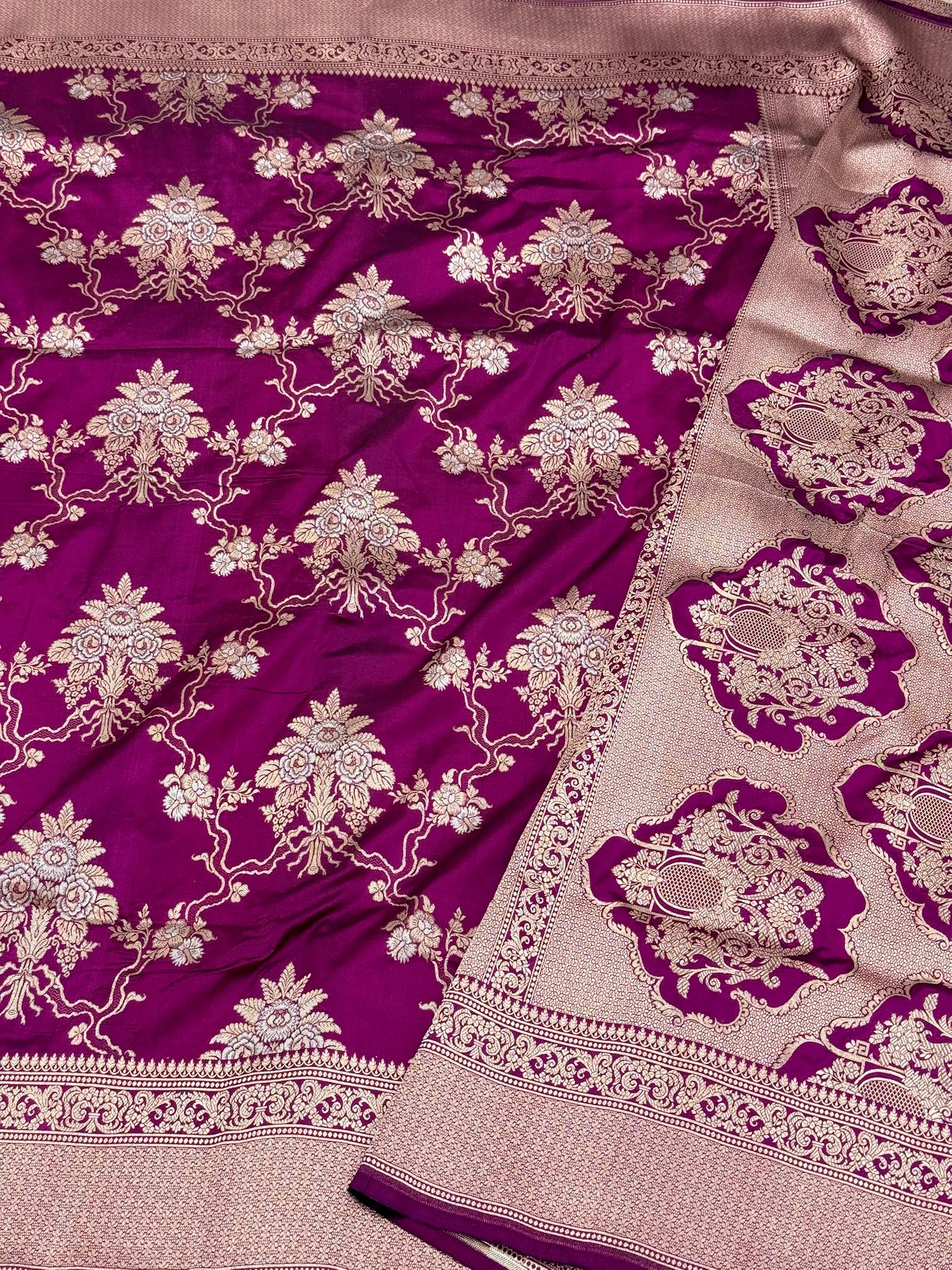 Magenta Pure Katan Silk Handloom Banarasi Saree