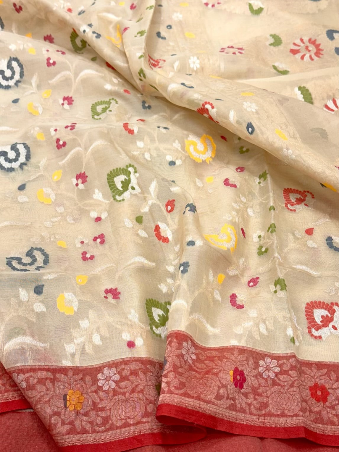 Ivory Pure Kora Silk Handwoven Banarasi Saree | Soft Drape Lightweight Banarasi Ektara Saree