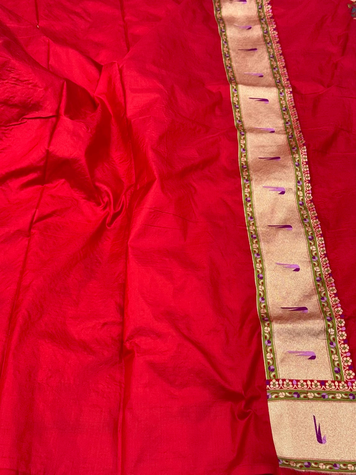 Red Pure Katan Silk Handloom Banarasi Saree | Pure Mulberry Silk Cutwork Technique Banarasi Saree
