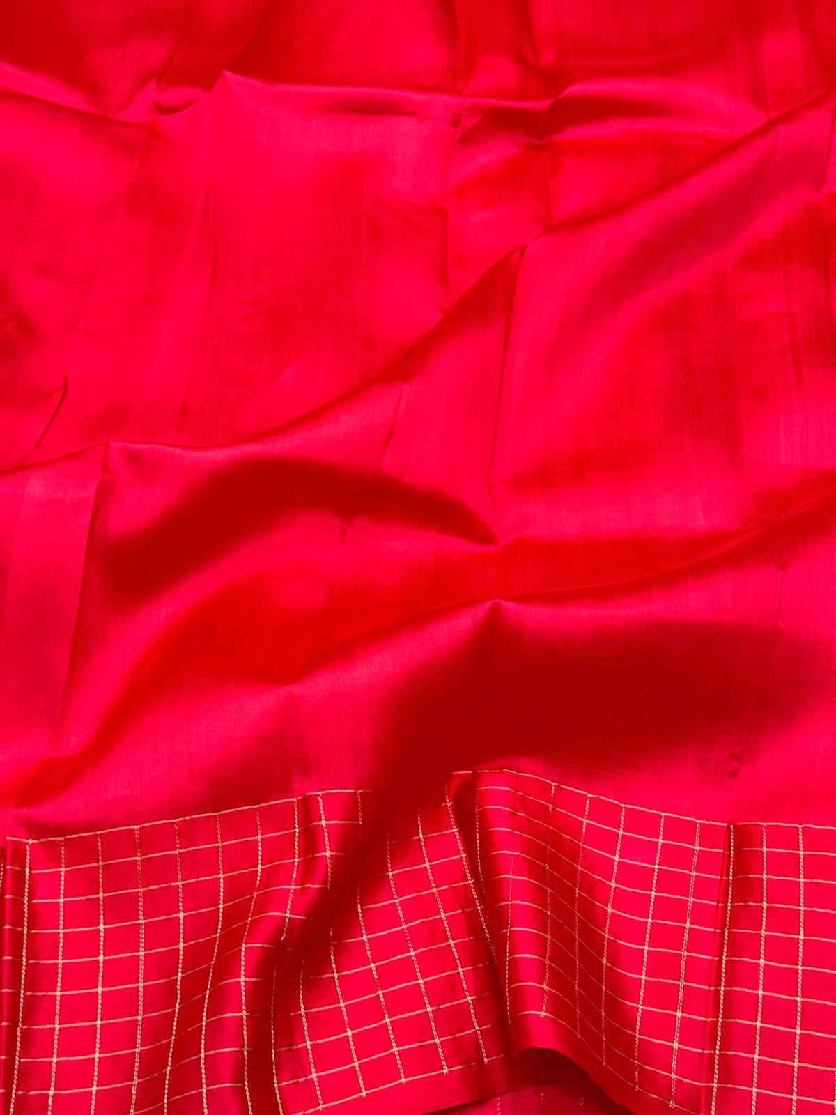 Bright Red Pure Raw Mango Silk Banarasi Handwoven Kadhwa Saree