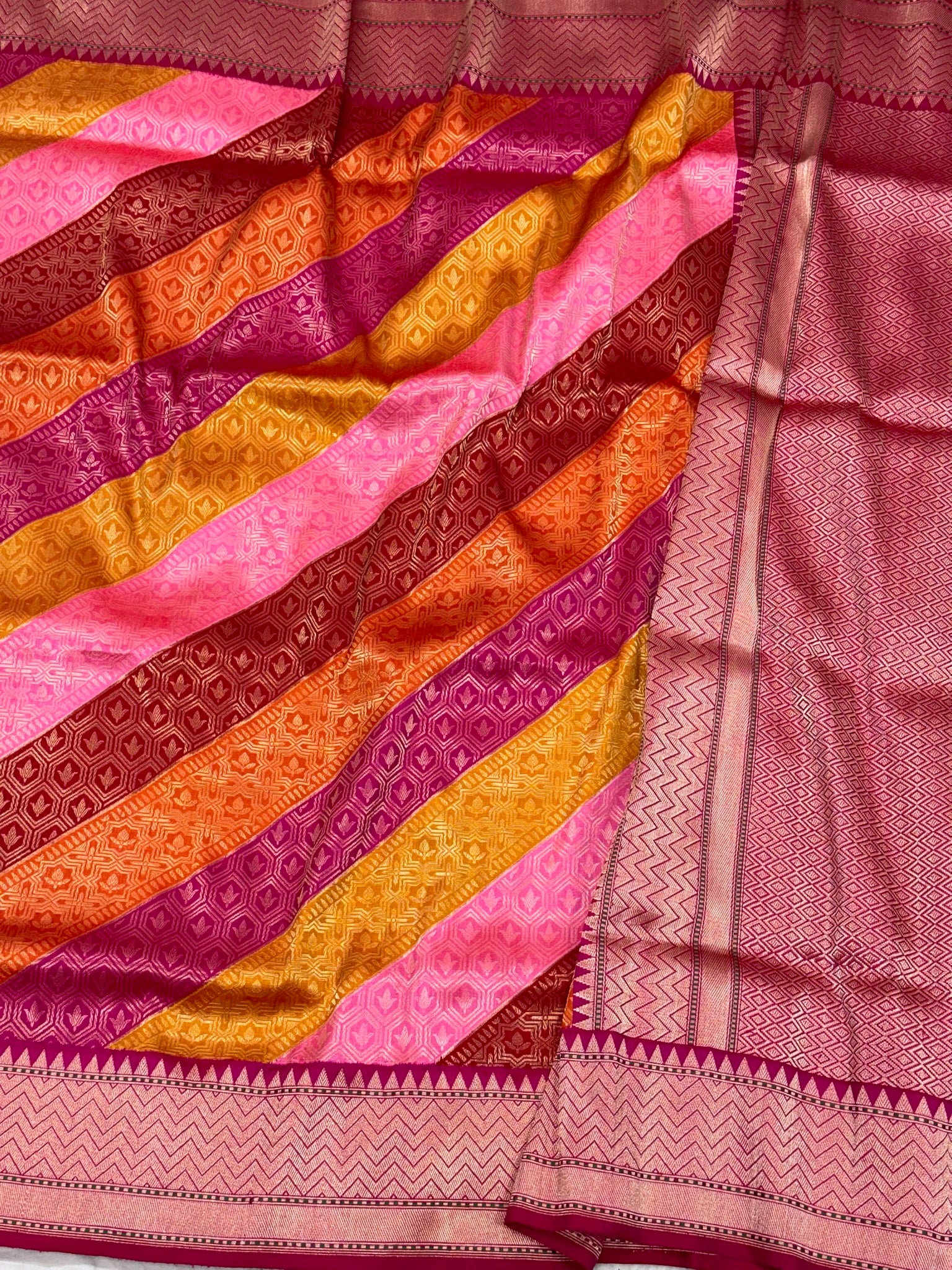 Pink Pure Katan Silk Handwoven Banarasi Saree |Rangkaat|
