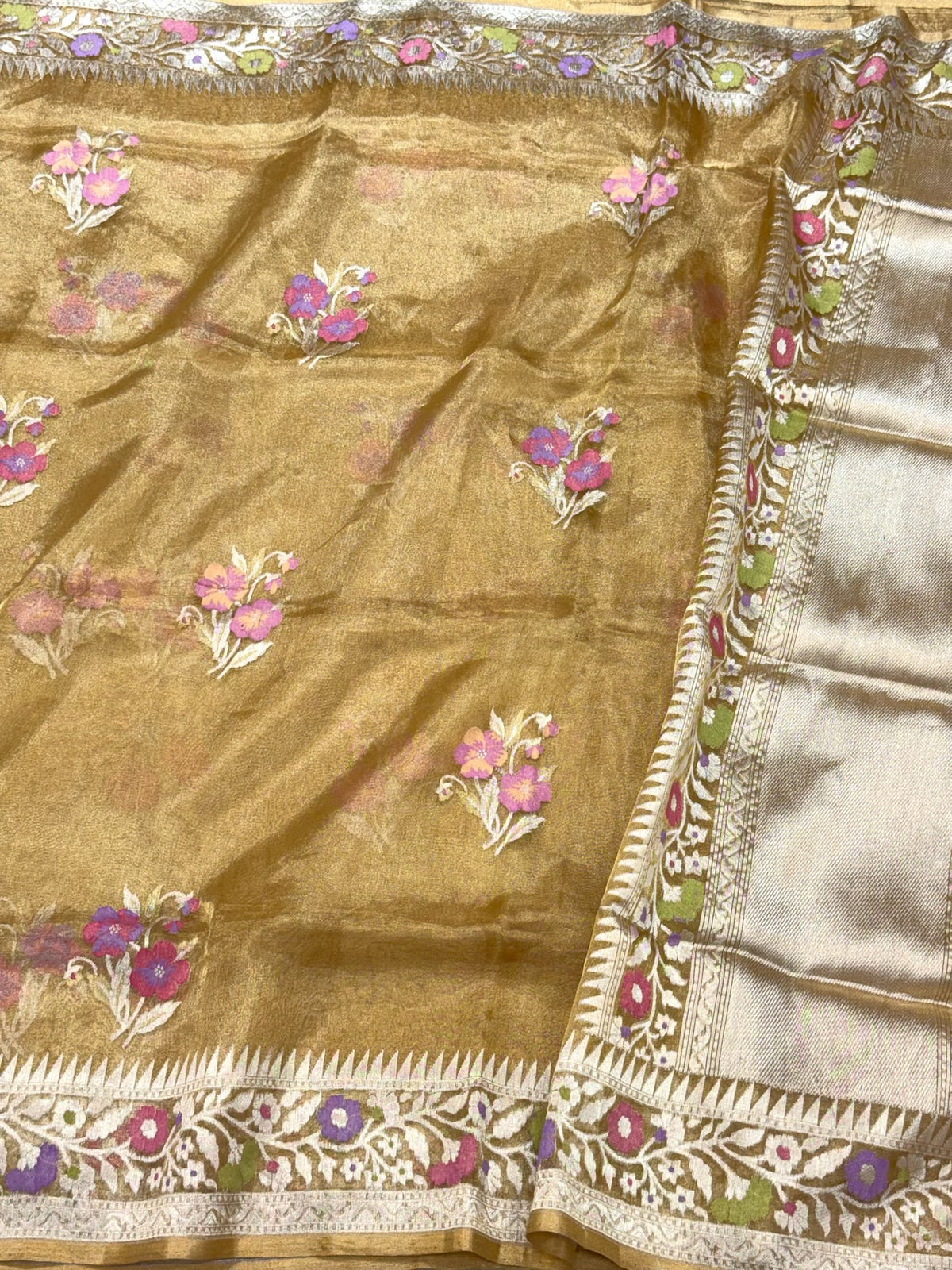 Molten Gold Pure Tissue Silk | Kadhwa Ektara Weave | Handwoven Banarasi Saree - Soft Drape Lightweight Saree