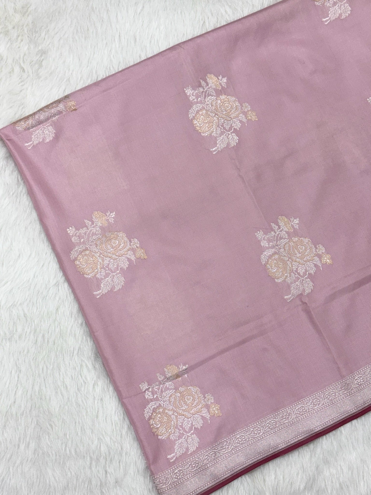 Powder Pink Pure Katan Silk Handwoven Banarasi Saree |Ektara Weave|