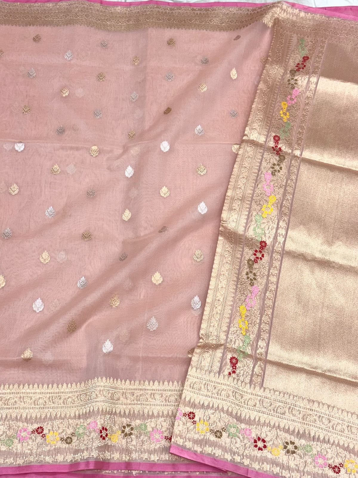 Light Peach Pure Mulberry Kora Silk Handwoven | Kadhwa Weave | Banarasi Saree