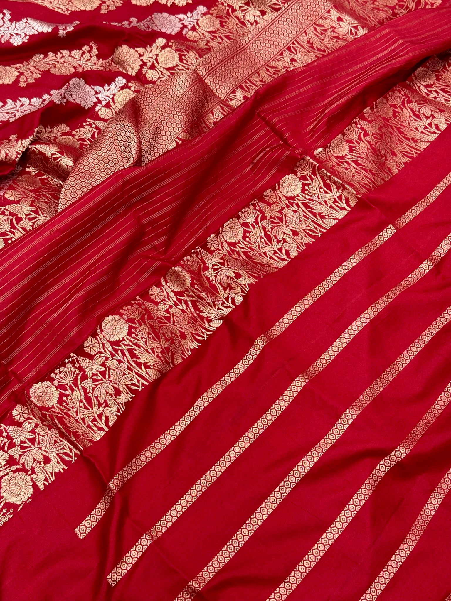 Red Pure Mulberry Katan Silk Handwoven Banarasi Saree
