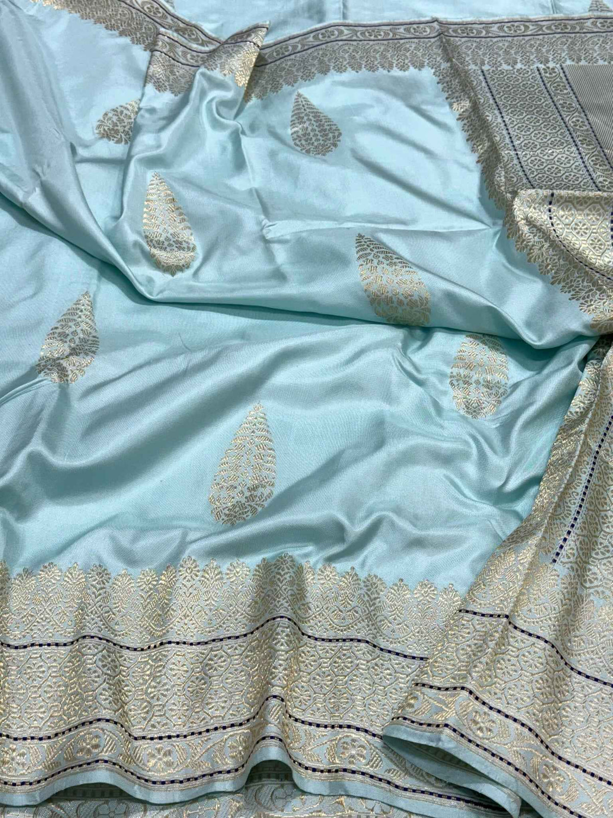 Sky Blue Pure Mulberry Katan Silk Handwoven Banarasi Saree - Kadhwa Weave