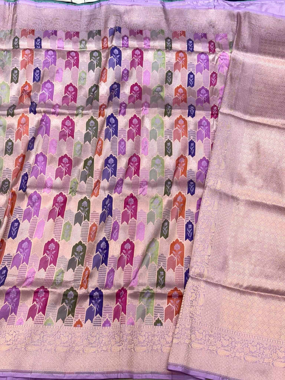 Lilac Pink Handloom Banarasi Saree | Pure Katan Mulberry Silk Banarasi Rangkaat Saree - The New Classic