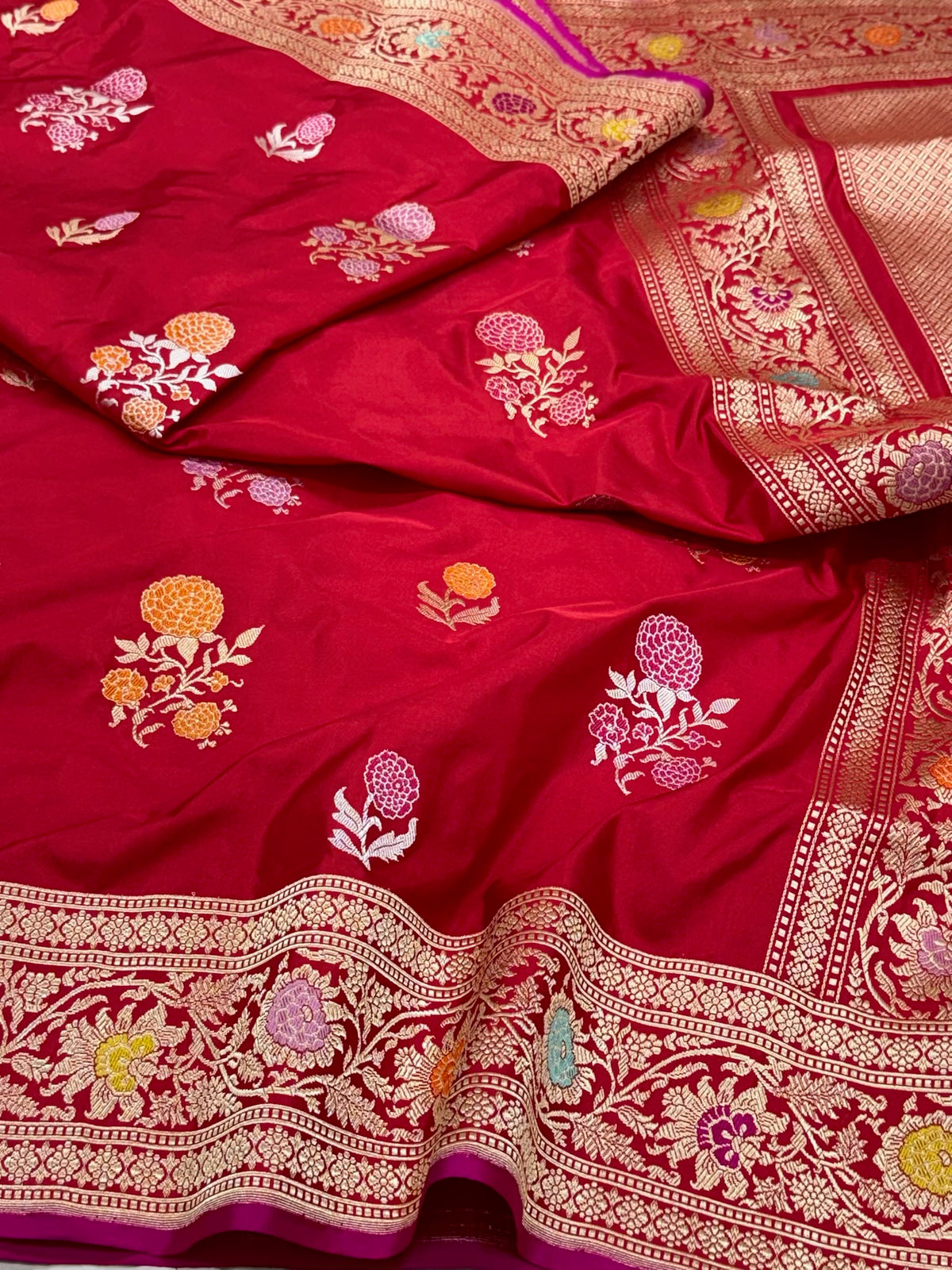 Red Pure Mulberry Katan Silk | Kadhwa Weave | Handwoven Banarasi Saree