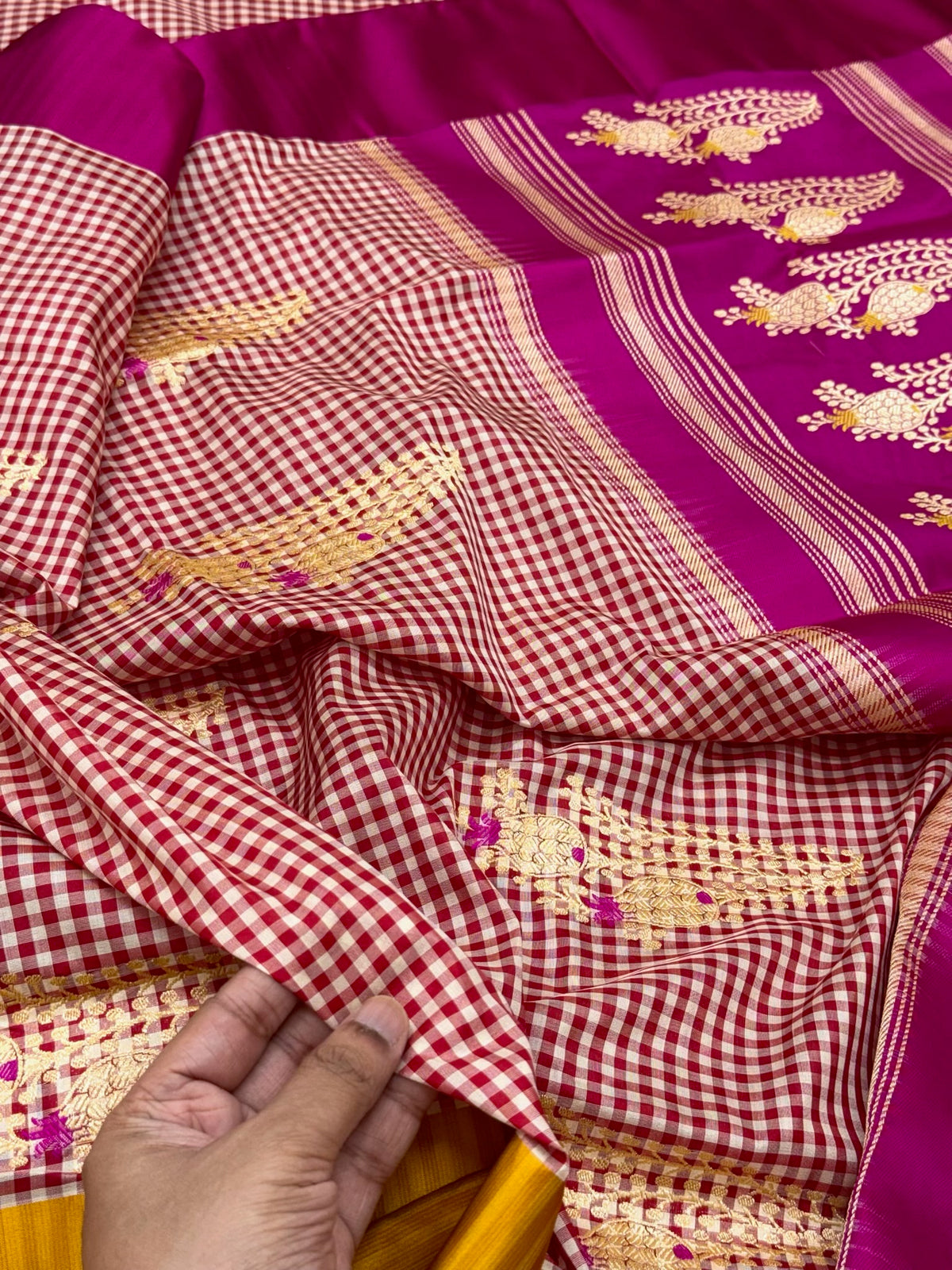 Magenta Pink Pure Katan Mulberry Silk Handwoven Banarasi Contemporary Saree | Kadhwa Weave | The Modern Royal