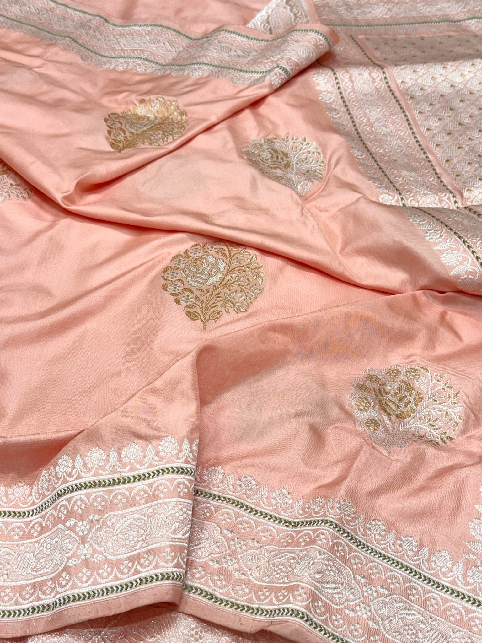 Peach Pure Mulberry Katan Silk Handwoven Banarasi Saree - Kadhwa + Ektara Weave