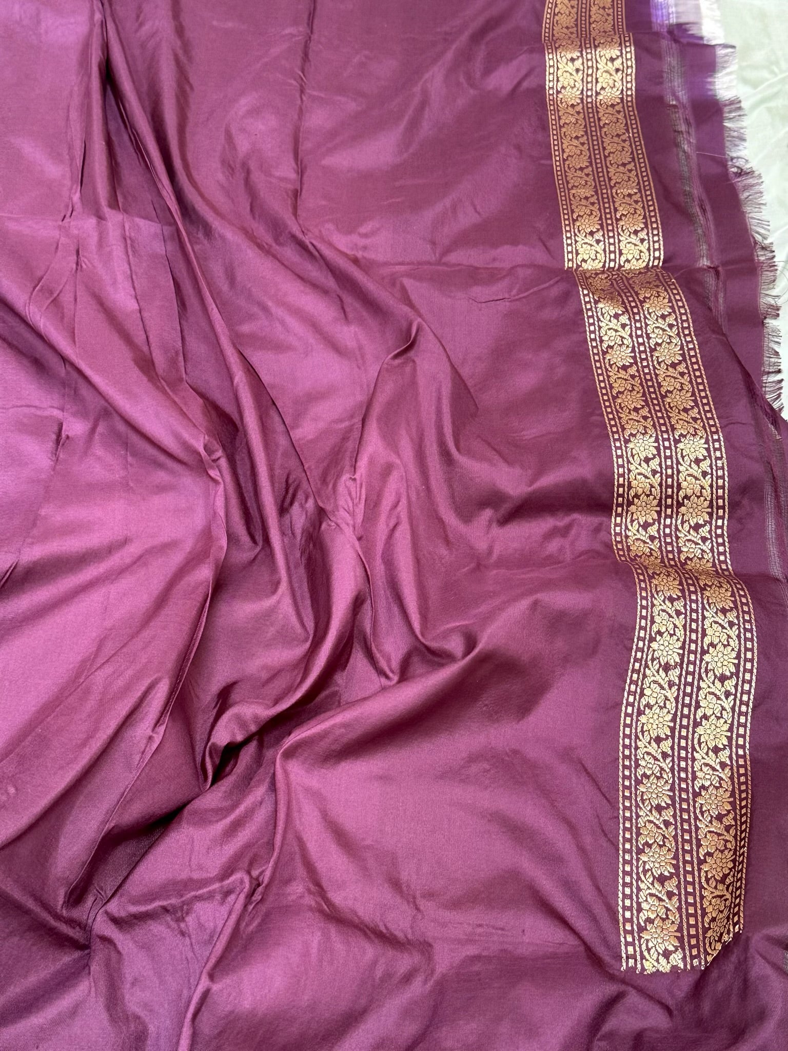 Pastel Sea Green Pure Katan Mulberry Handwoven Banarasi Saree | Kadhwa + Kadhiyal Skirt Border