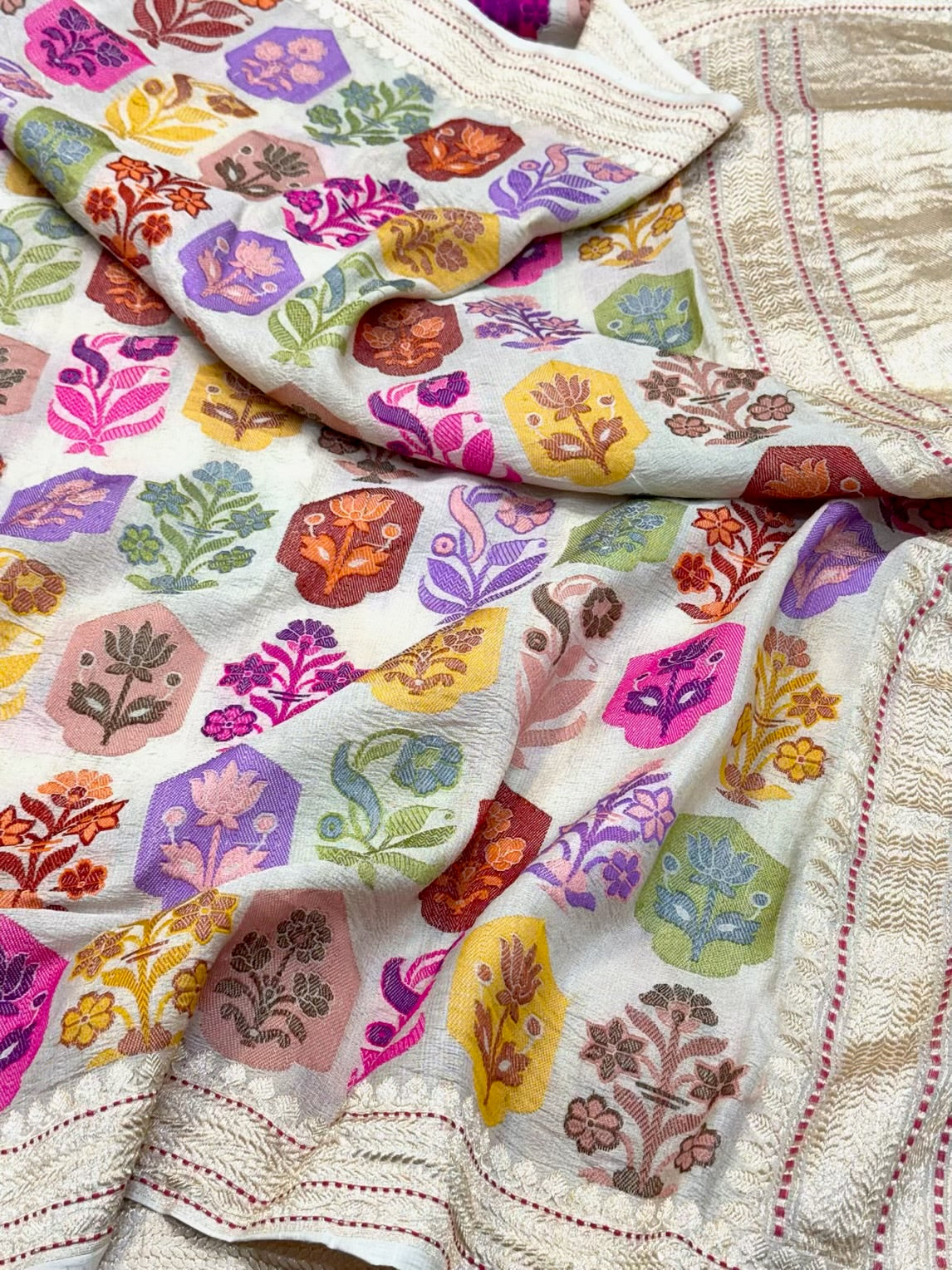 Ivory Pure Tussar Georgette Silk Handwoven Banarasi Saree | Kadhwa Technique Banarasi Masterpiece Handwoven Silk Saree