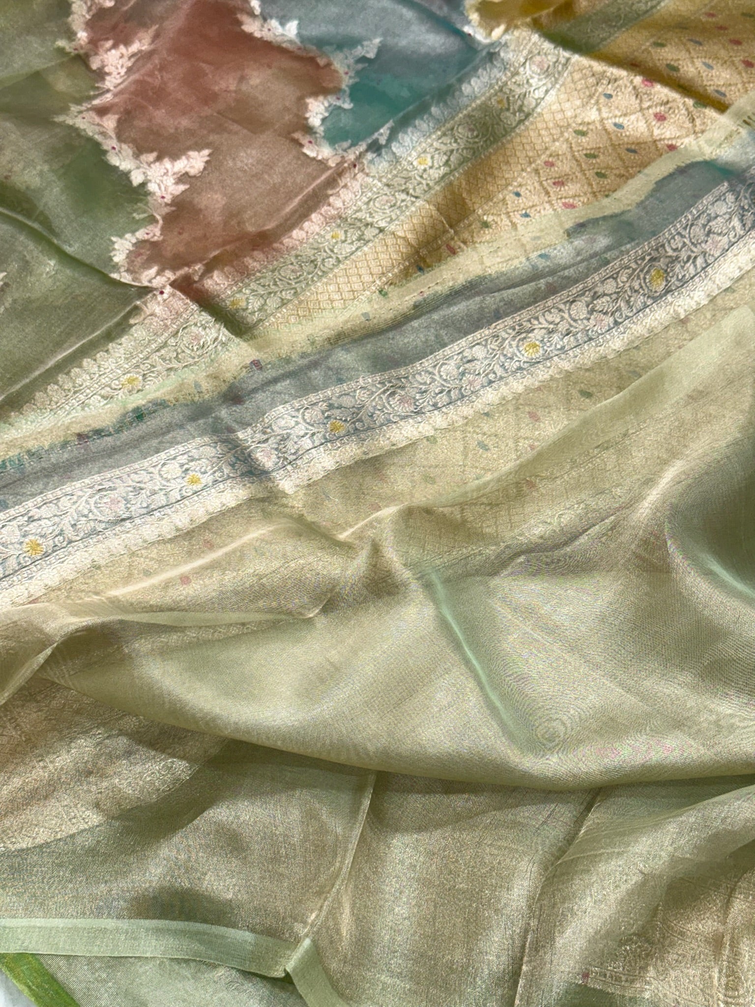Olive Green Pure Mulberry Tissue Silk Handloom Banarasi Saree |Ektara Weave|