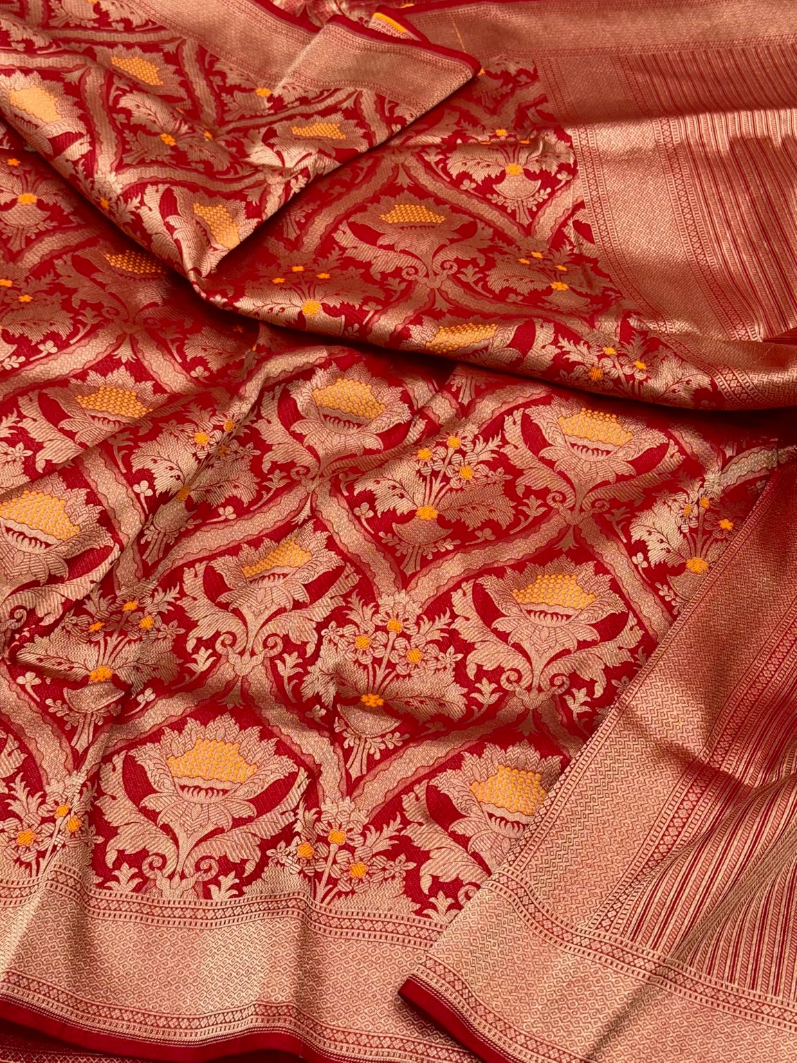 Red Pure Mulberry Silk & Pure Katan Silk Banarasi Saree - Brocade