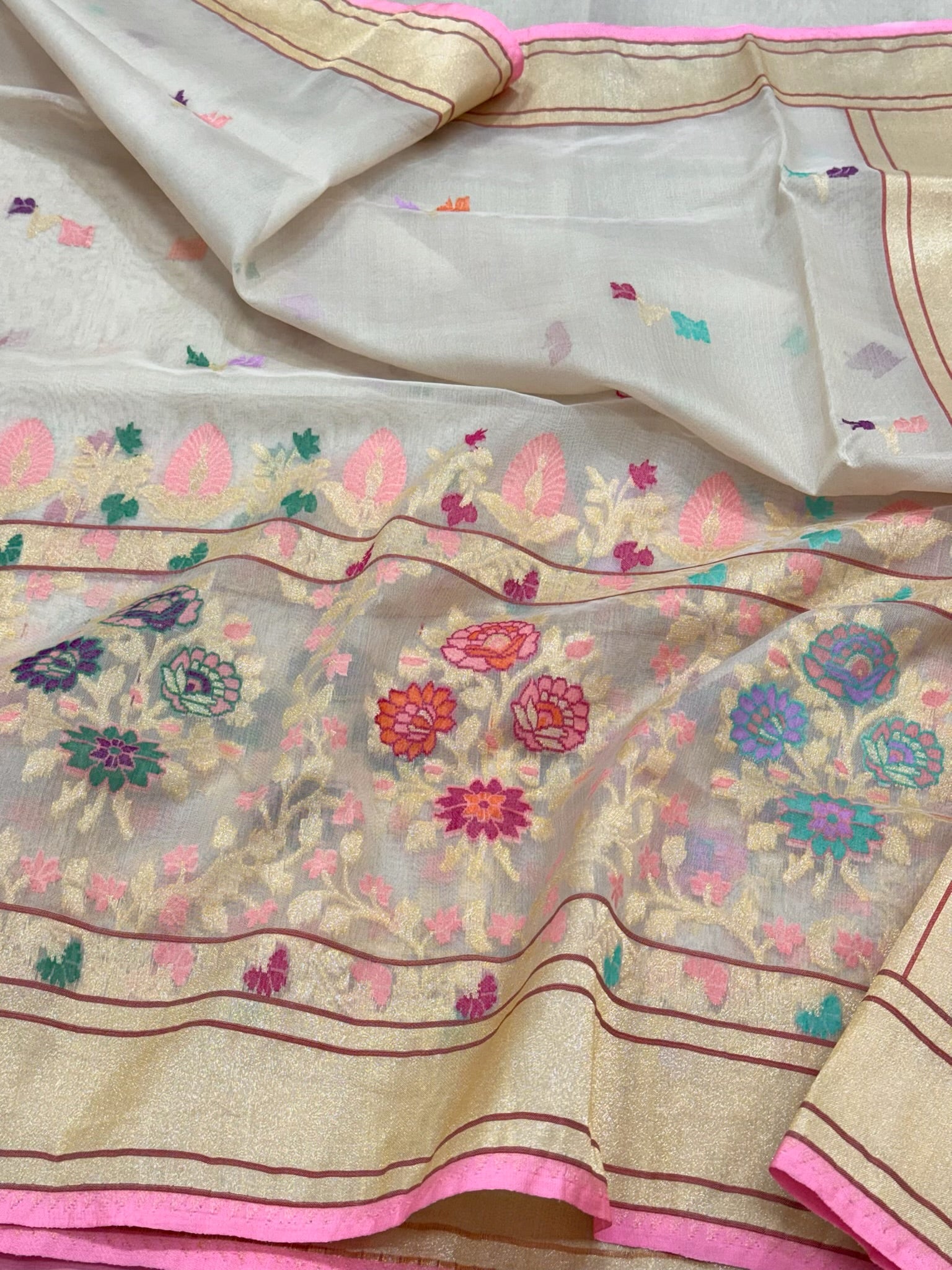 Ivory Pure Kora Silk Handwoven Banarasi Saree - Pure Mulberry Silk Skirt Border Saree