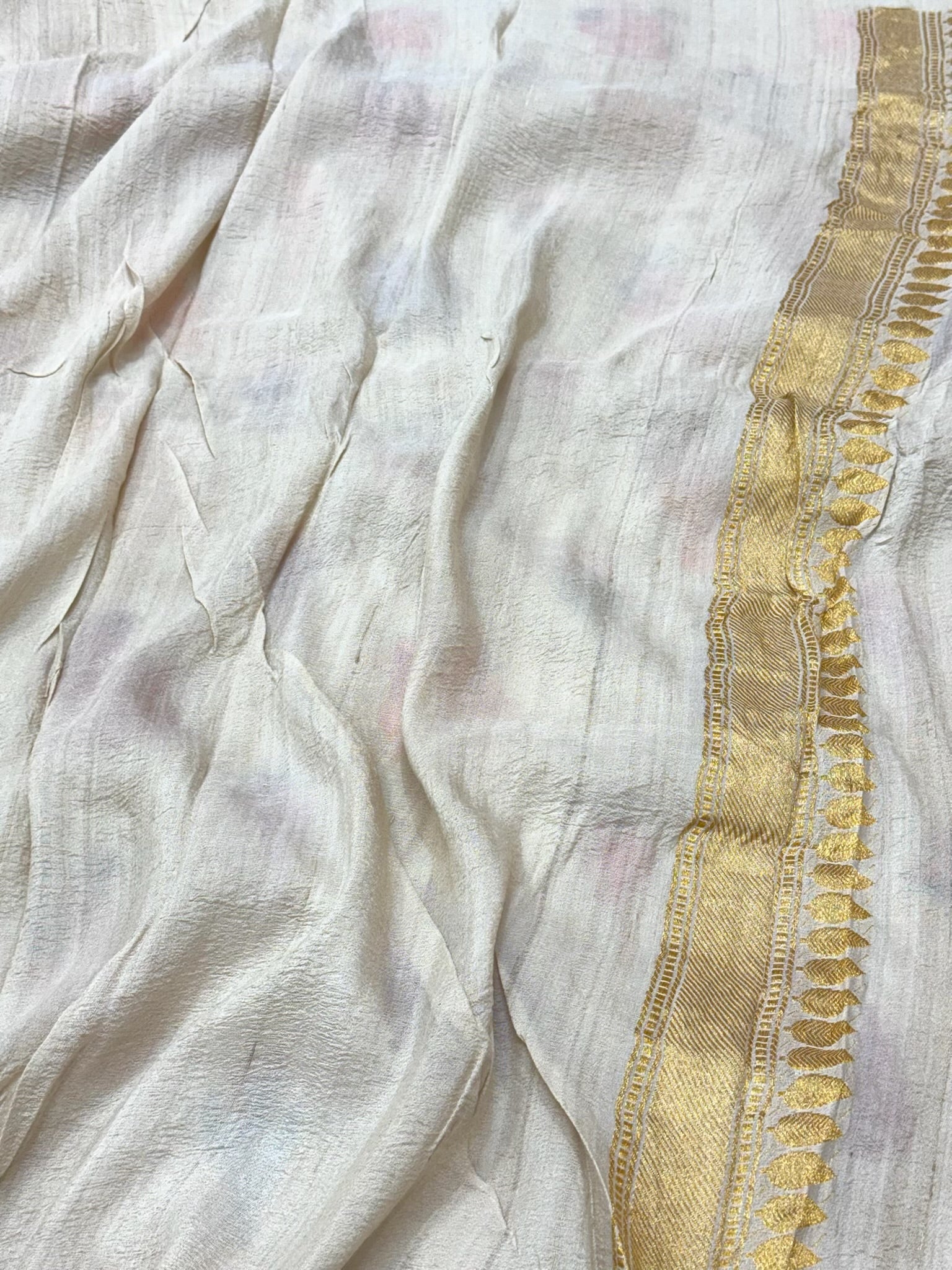 Ivory Pure Tussar Georgette Silk Kadhwa Technique Handwoven Banarasi Saree | Modern Banarasi Muse
