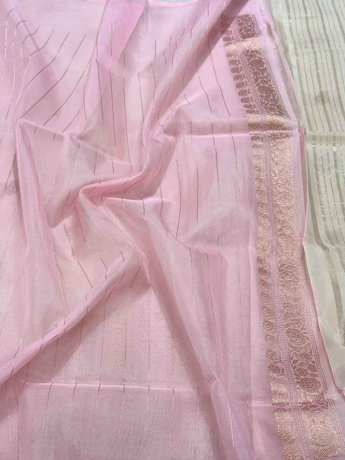 White Pure Mulberry Kora Silk Handwoven Banarasi Silk Saree | Kadhwa Weave |