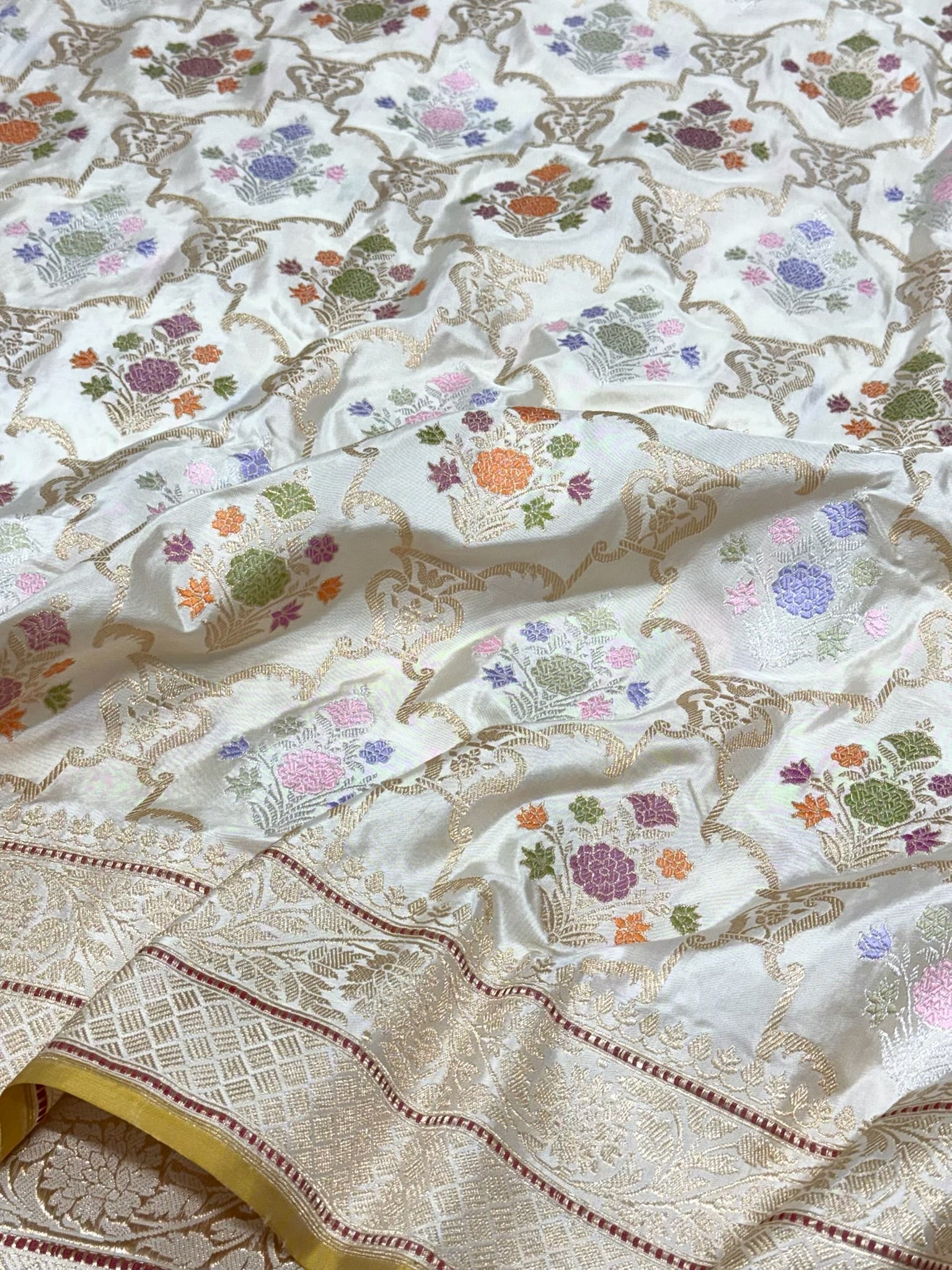 Ivory Pure Mulberry Silk & Pure Double Katan Silk Handwoven Premium Banarasi Saree with Kadhwa Weave