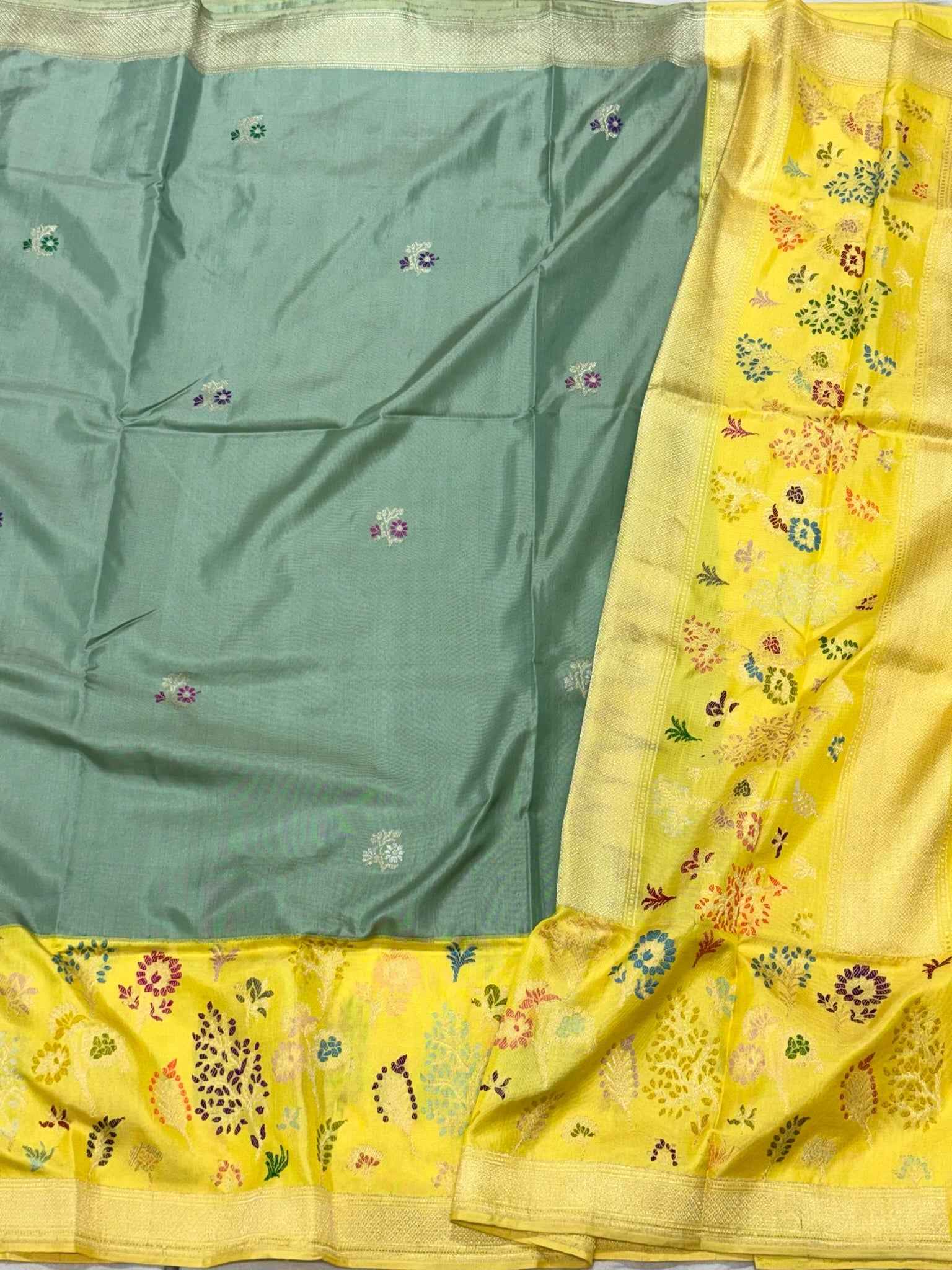 Dusty Sage Green Pure Katan Silk & Pure Mulberry Silk | Kadhwa Weave | Handwoven Banarasi Modern Saree