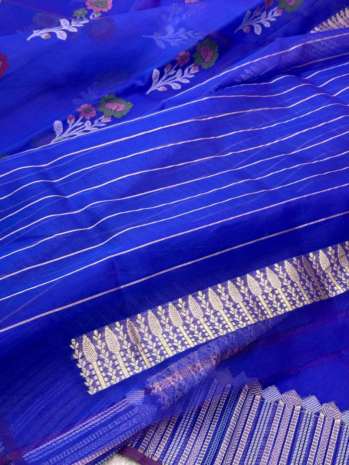 Deep Blue Pure Kora Organza Silk Jamdani Handwoven Banarasi Saree |Ektara Weave|