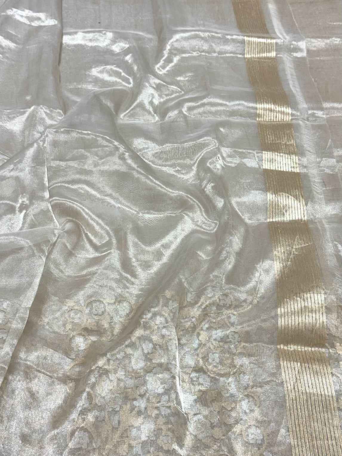 Silver/White Pure Tissue Silk Saree - 100% Pure Kora Silk | Handwoven Banarasi Silk Saree - Modern Contemporary Saree