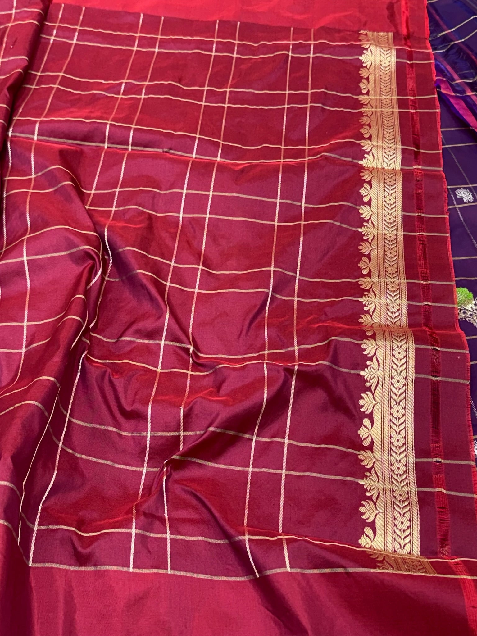 Magenta/Maroon Pure Katan Mulberry Silk | Kadhwa Technique | Handwoven Banarasi Modern Saree