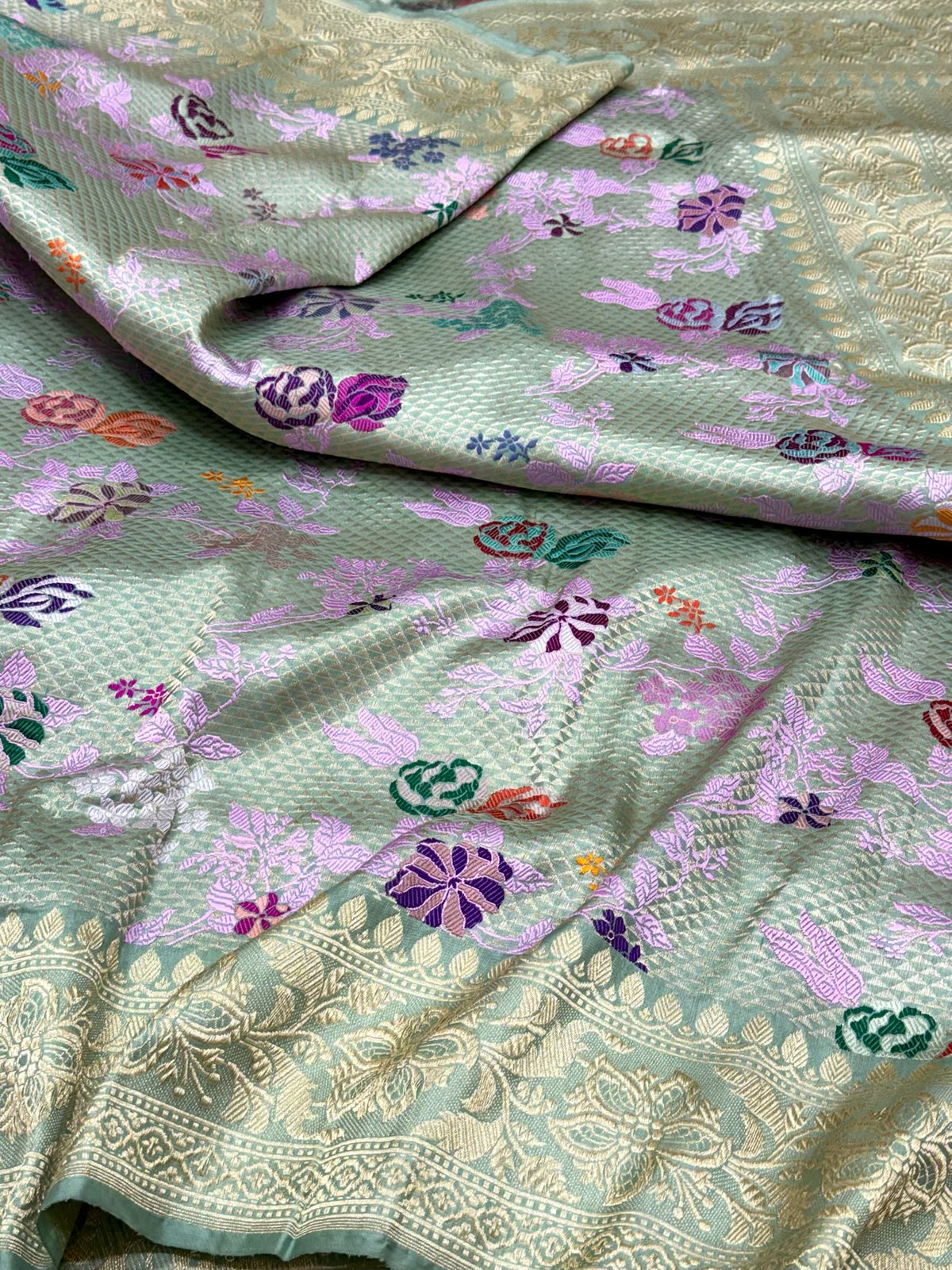 Light Sea Green Pure Katan Silk & Mulberry Silk Handwoven | Kadhwa Technique | Premium Luxury Banarasi Brocade Saree