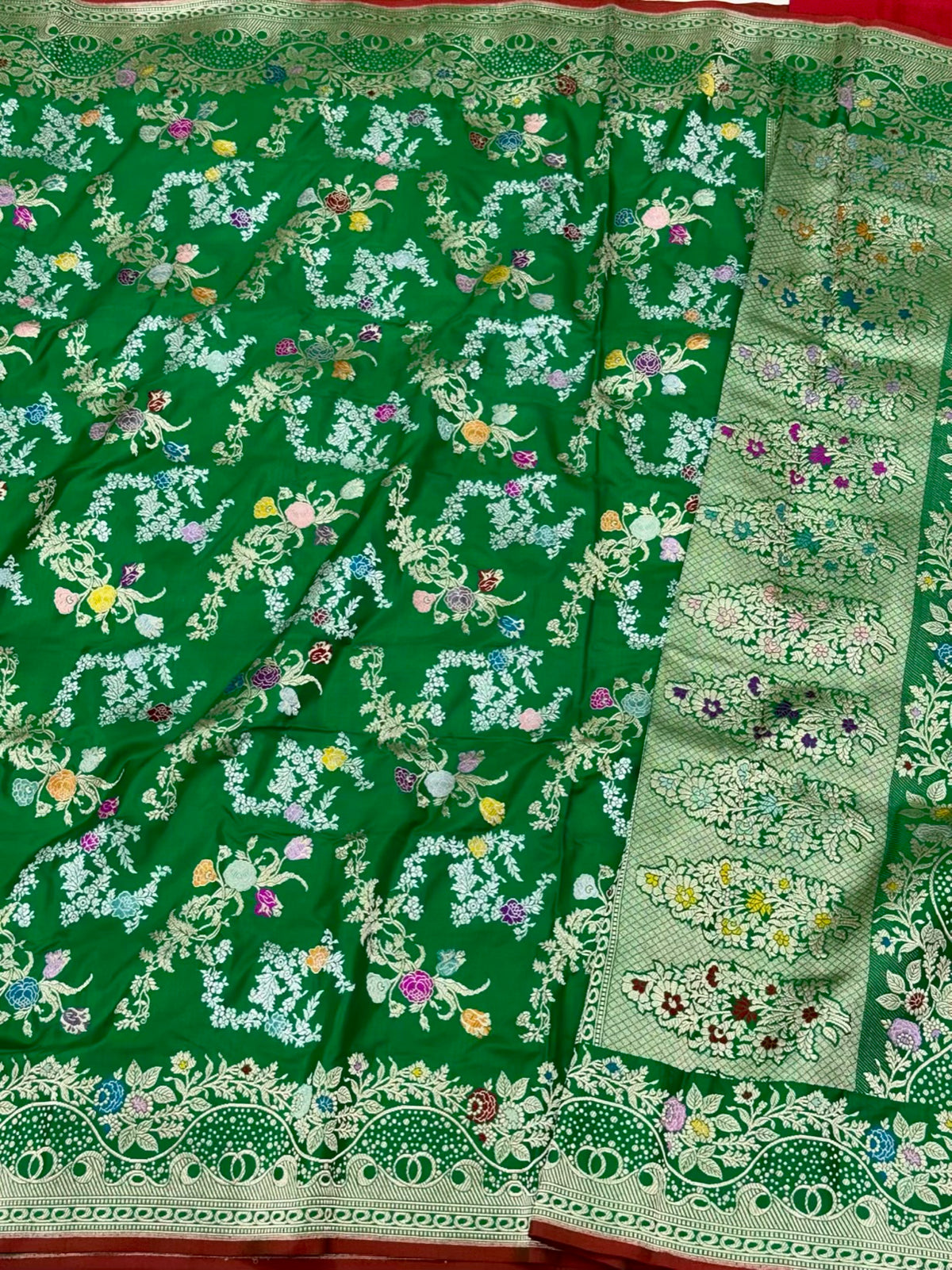 Green Pure Double Katan Mulberry Silk Handwoven Banarasi Kadhwa Weave Saree