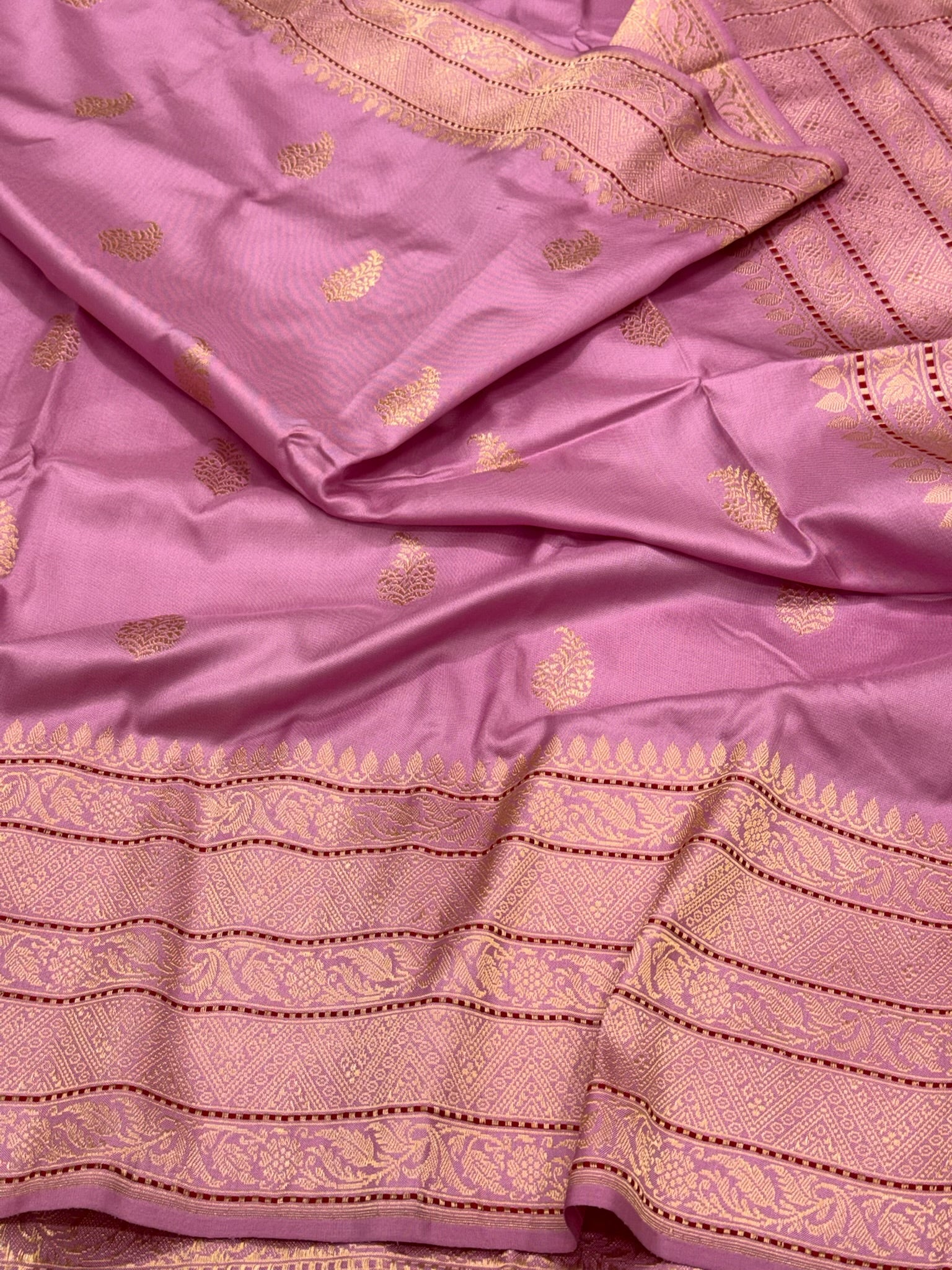 Pink Pure Mulberry Silk & Pure Katan Silk Ektara Handwoven Banarasi Saree - Kadhwa Technique