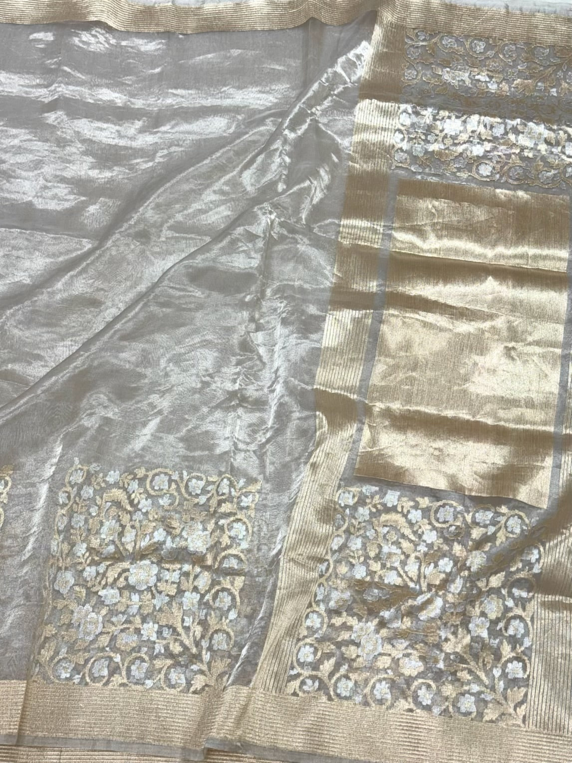 Silver/White Pure Tissue Silk Saree - 100% Pure Kora Silk | Handwoven Banarasi Silk Saree - Modern Contemporary Saree