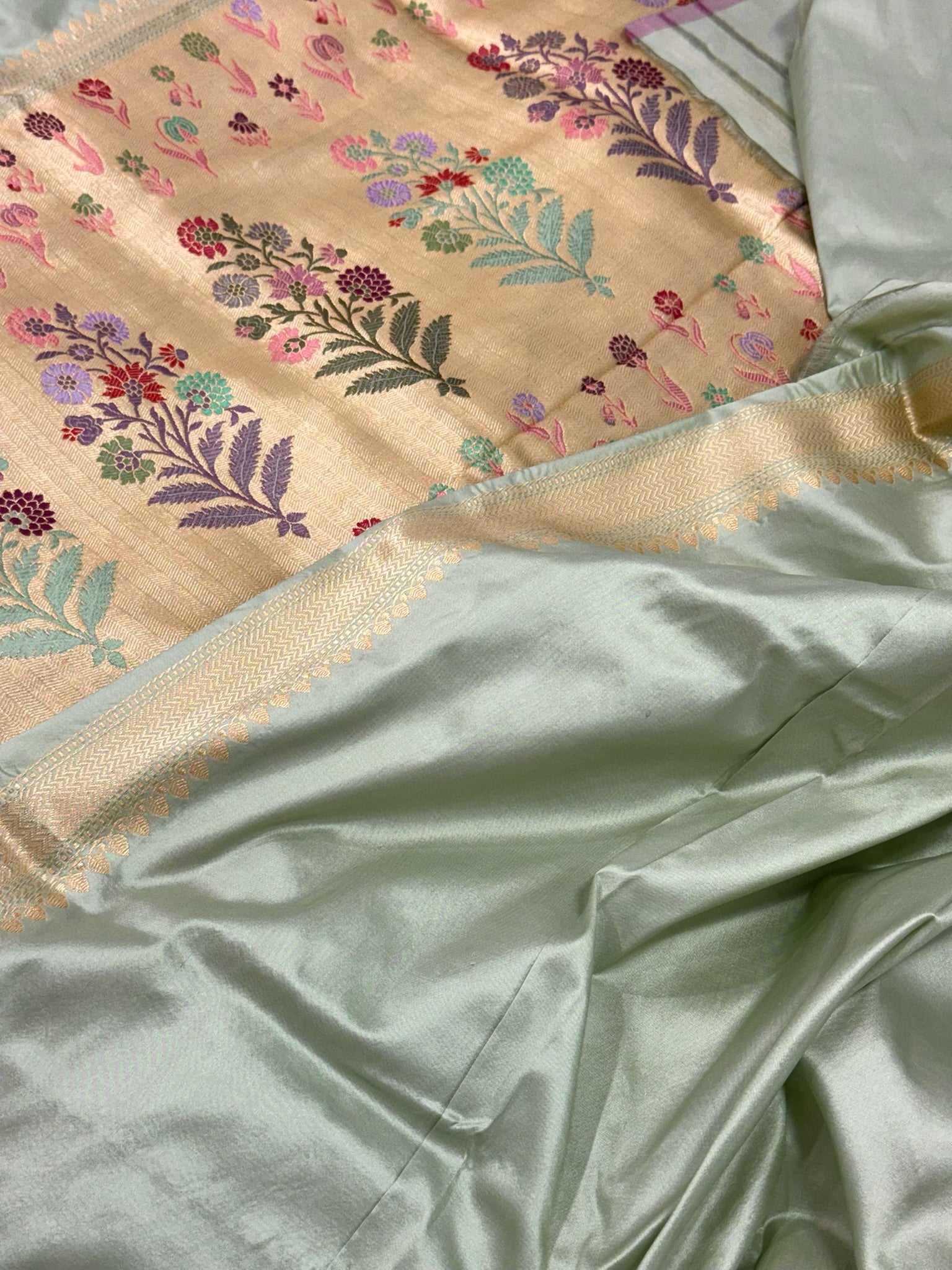 Pastel Green Pure Mulberry Katan Silk Handwoven Banarasi Saree