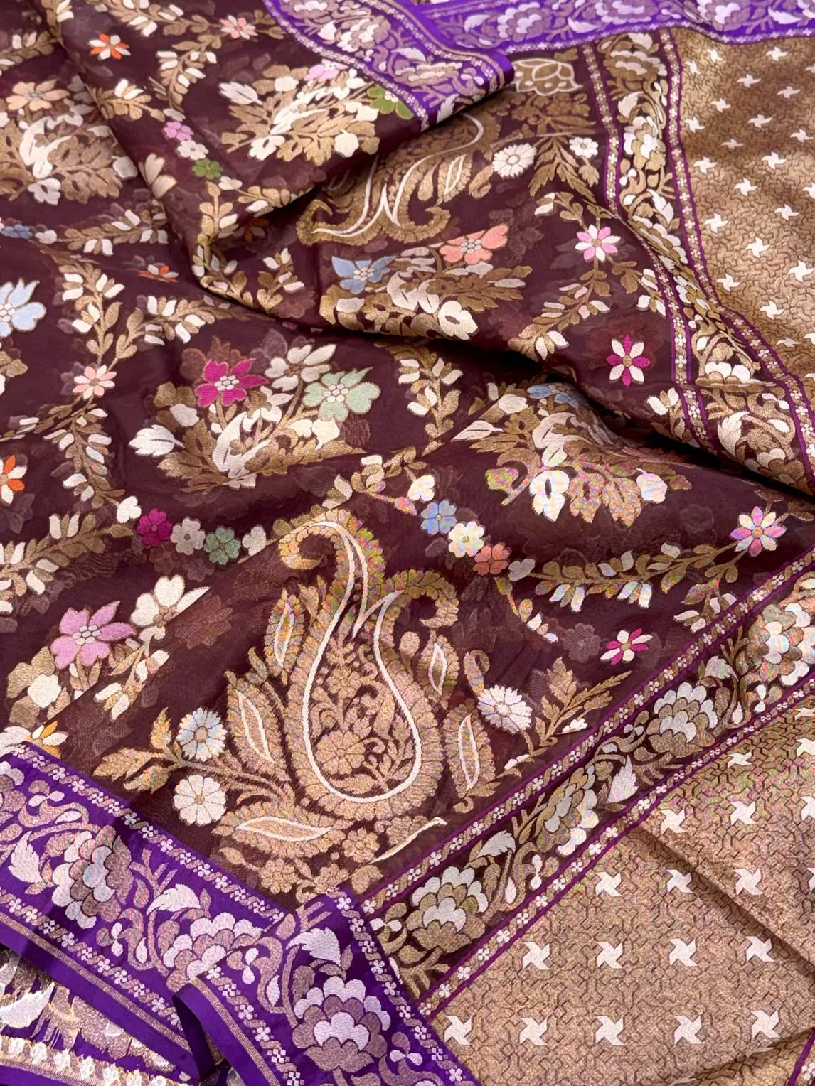 Brown Pure Kora Silk Handloom Banarasi Silk Saree - Ektara Weave Lightweight Banarasi Saree