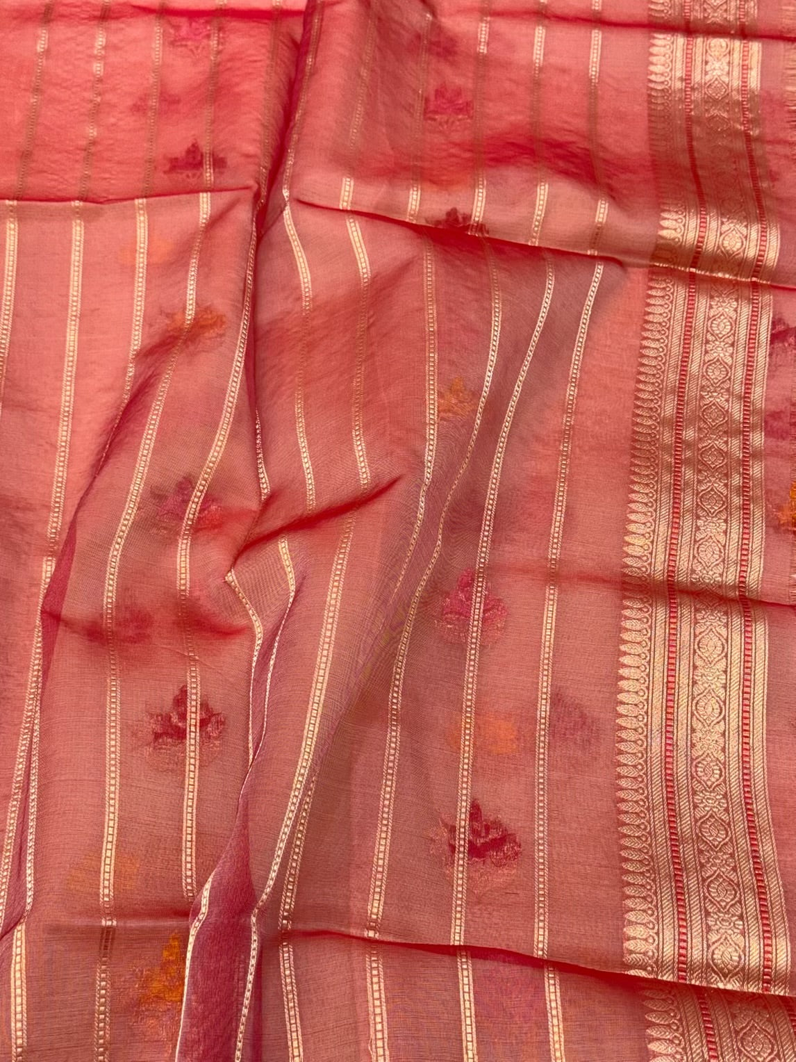 Pista Green Pure Kora Silk Saree - Kadhwa Technique Pure Mulberry Silk Handwoven Banarasi Saree