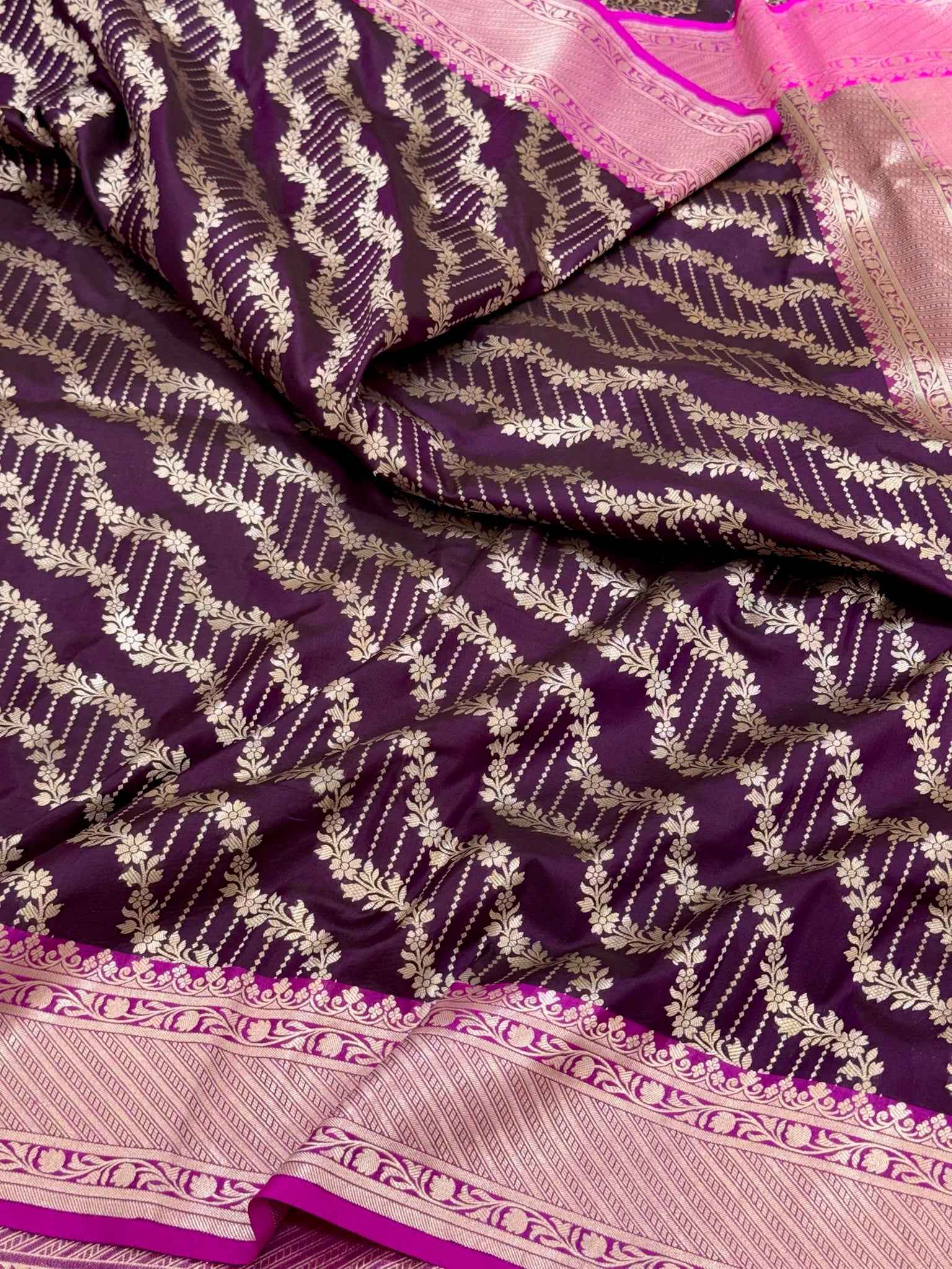 Wine Pure Mulberry Silk & Pure Katan Silk Handloom Banarasi Silk Saree