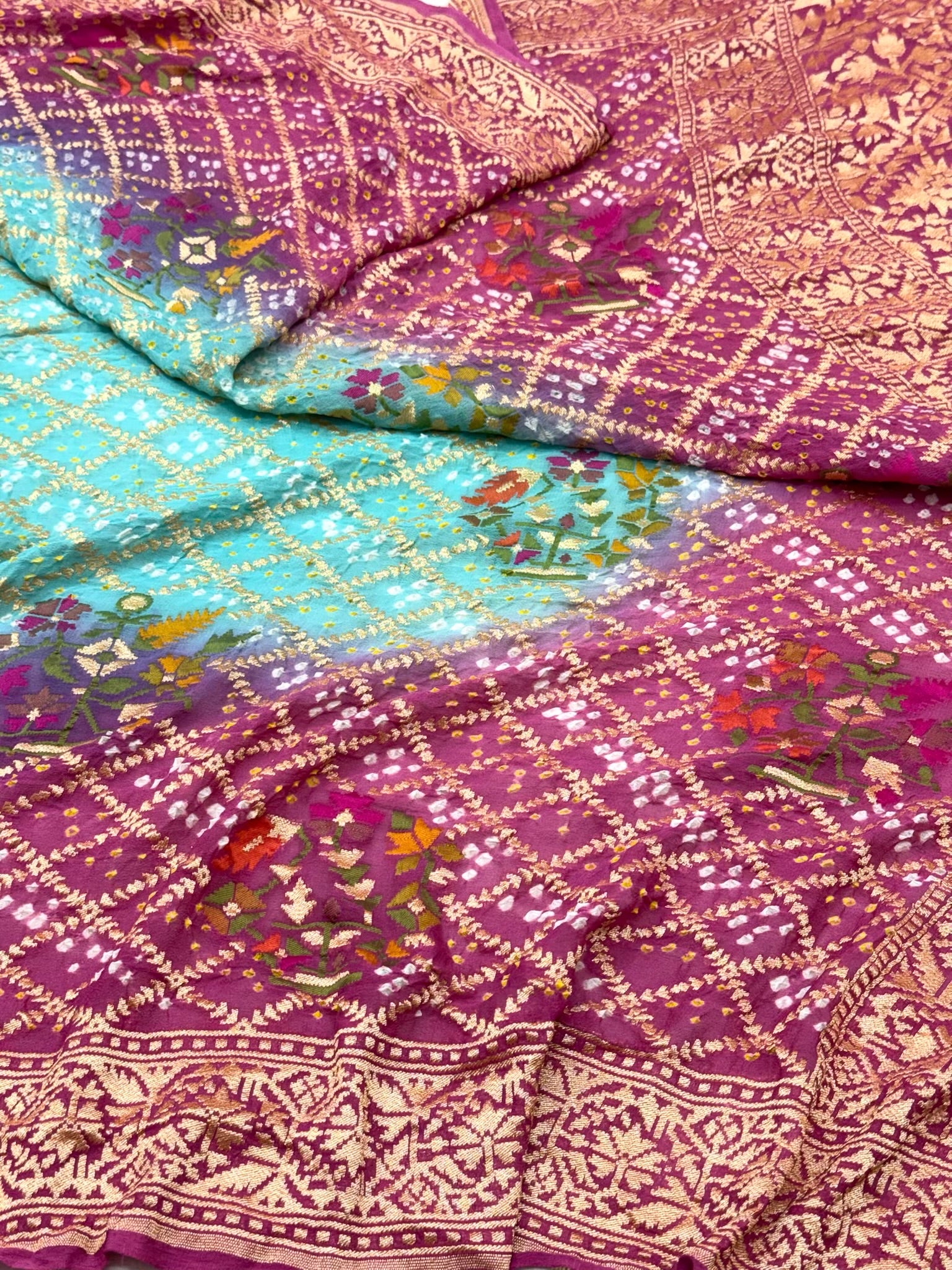 Pink Pure Chiffon Georgette Handloom Banarasi Saree - Pure Banarasi Bandhej Saree
