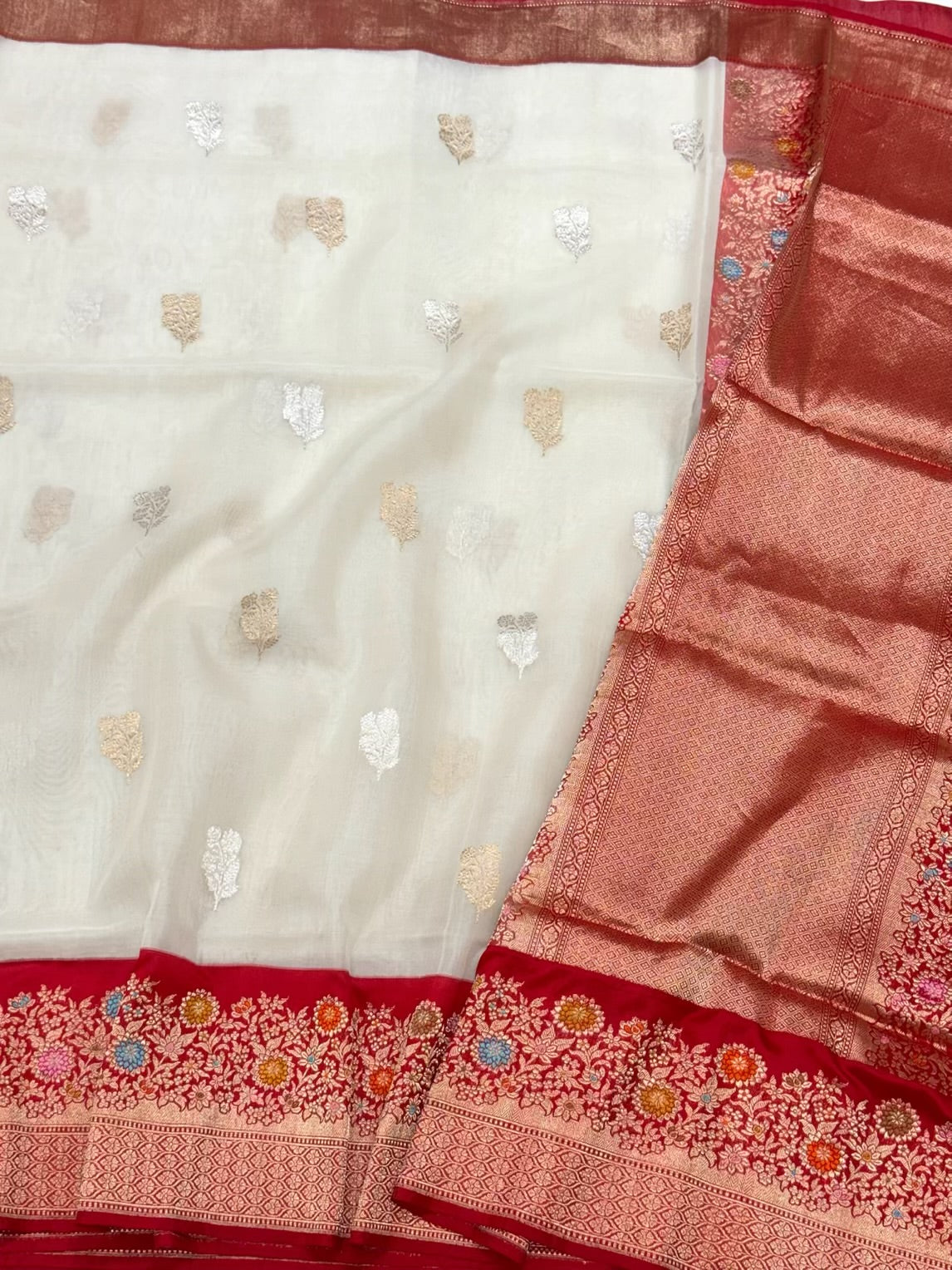 Off White Pure Mulberry Kora Silk Kadhwa + Kadhiyal Handwoven Banarasi Silk Saree